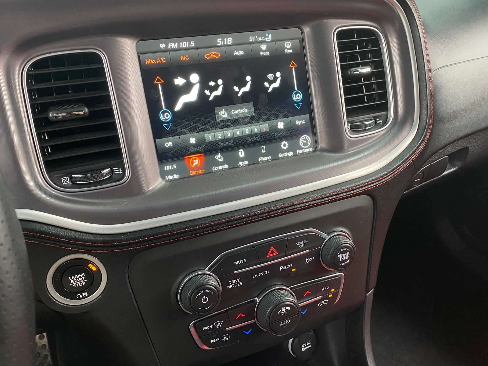 Thumbnail: 2022 Dodge Charger - 4
