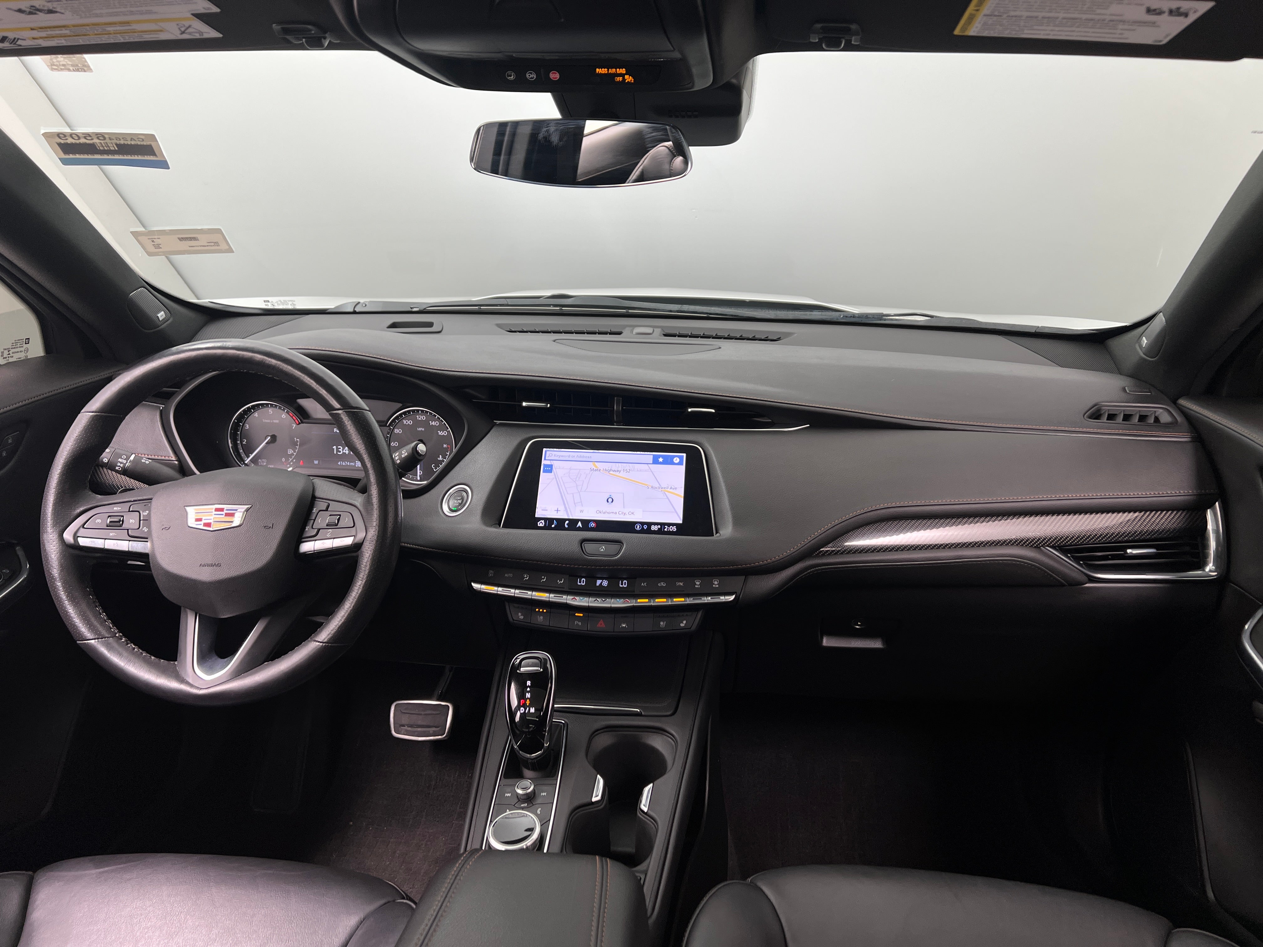 2023 Cadillac XT4 Sport 2