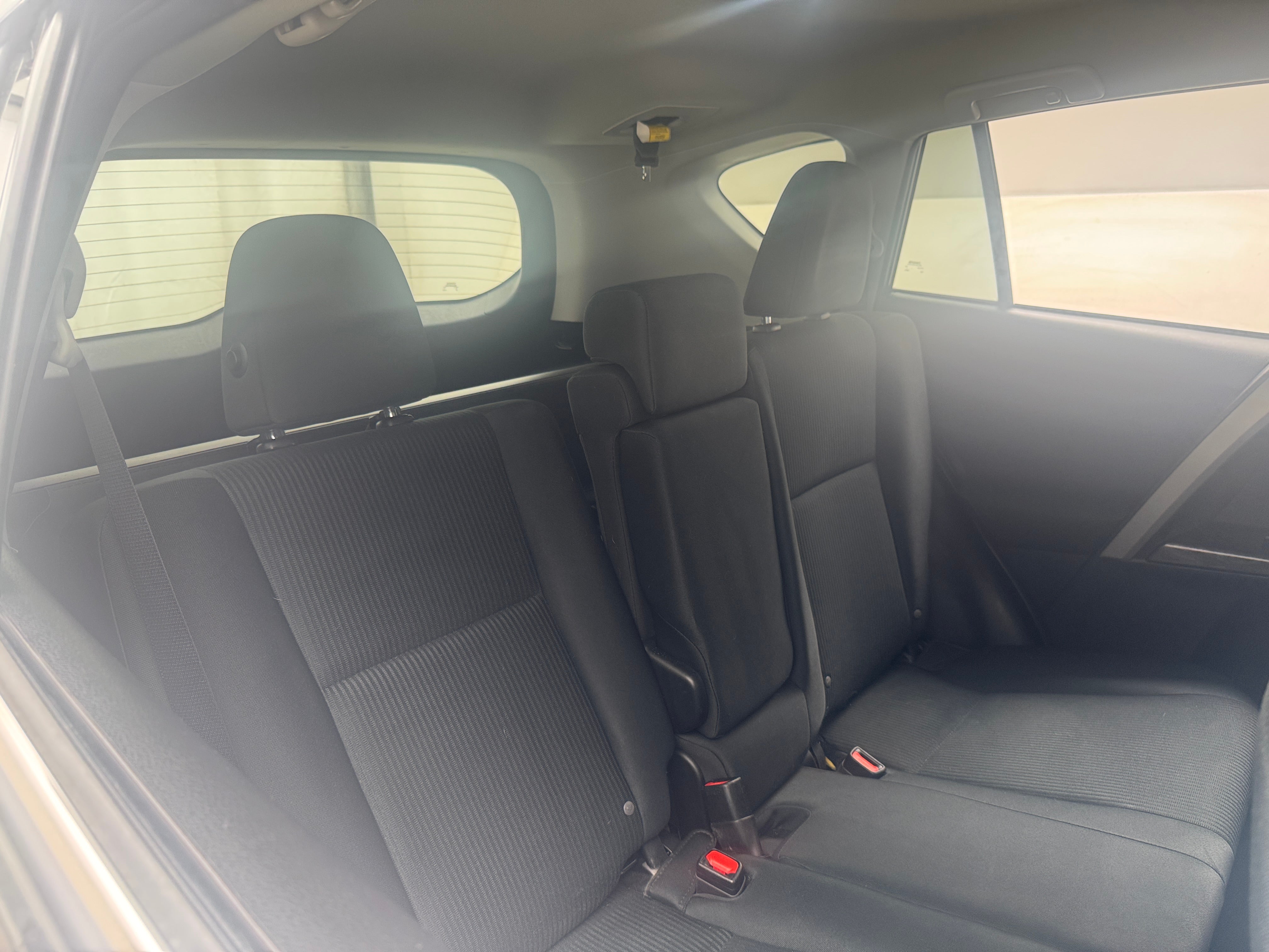 2018 Toyota RAV4 LE 6