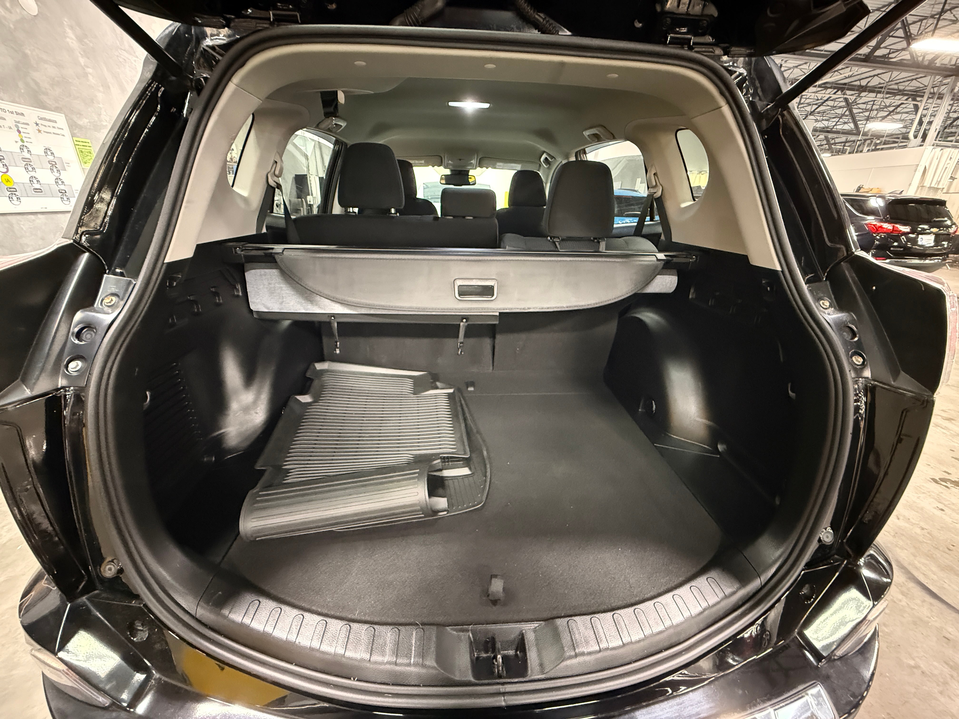 2018 Toyota RAV4 LE 7
