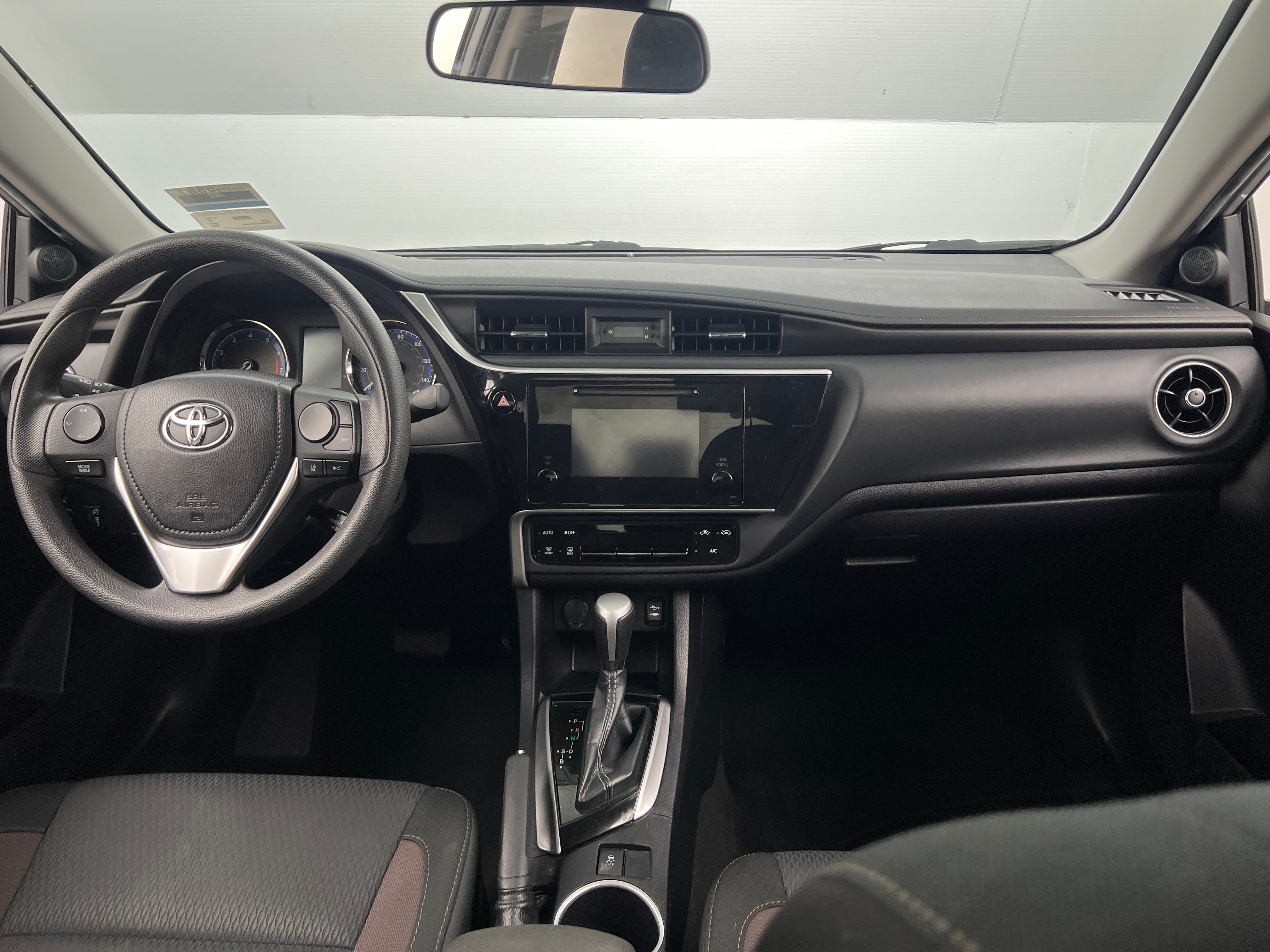 2019 Toyota Corolla LE 3