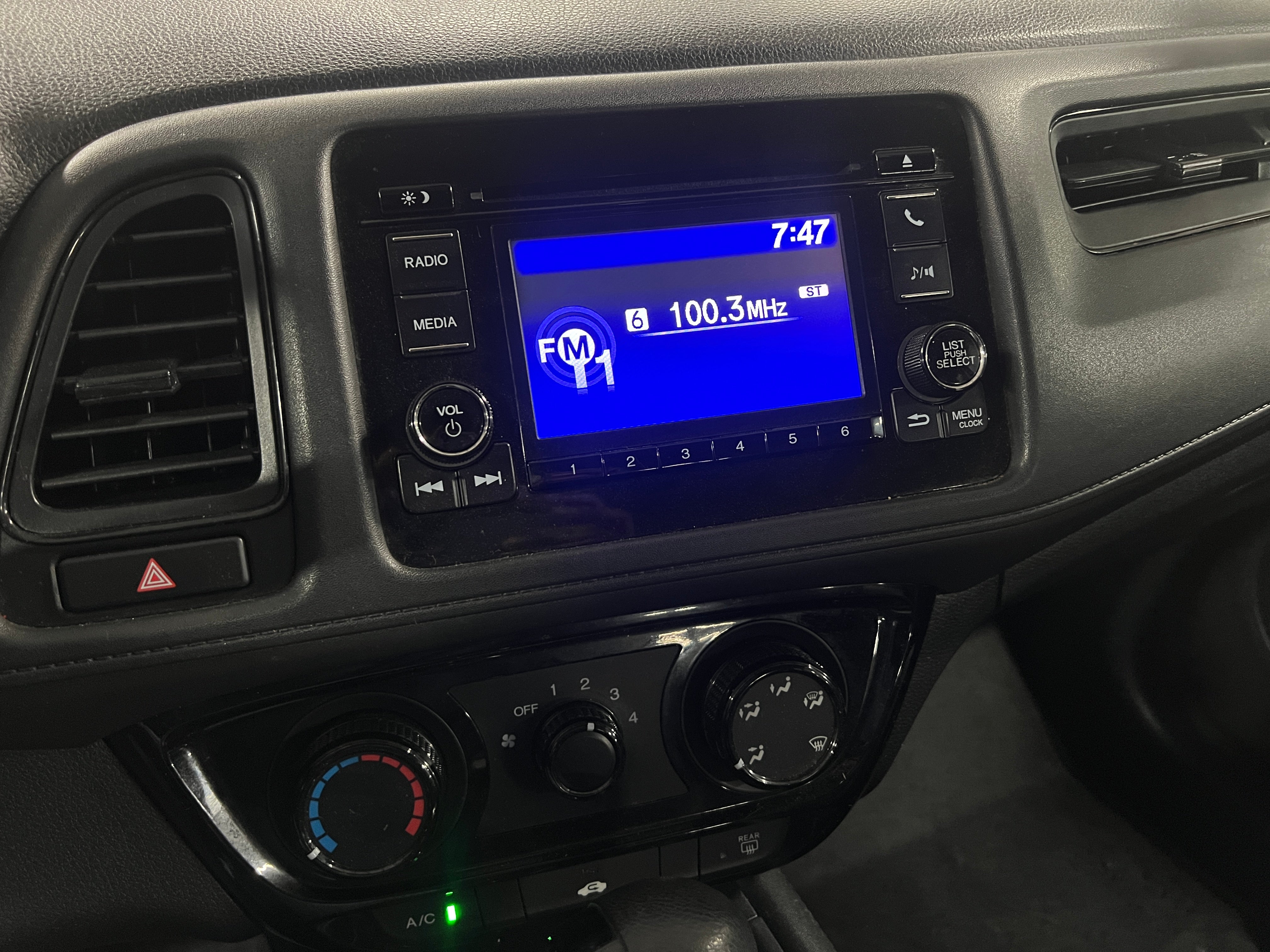2021 Honda HR-V LX 4