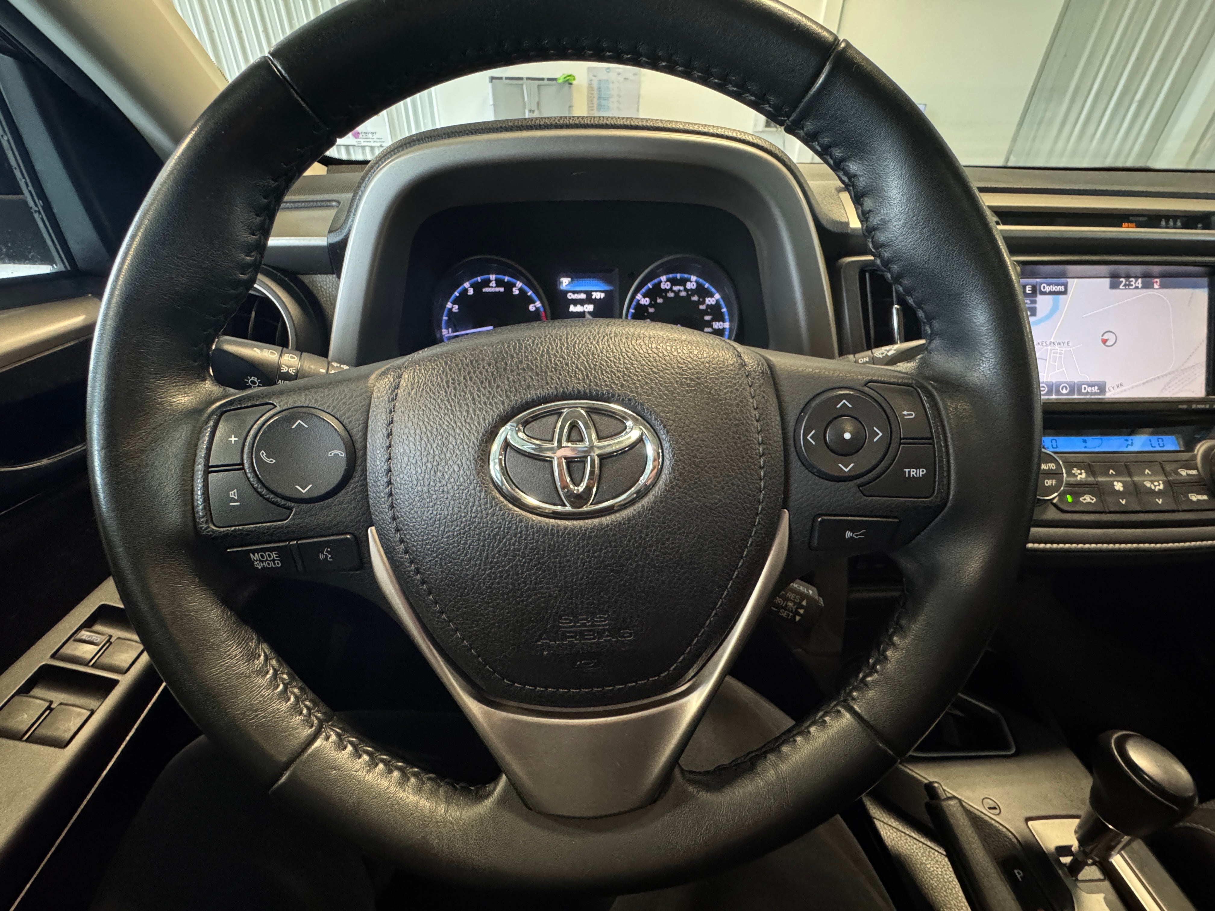 2018 Toyota RAV4 XLE 5