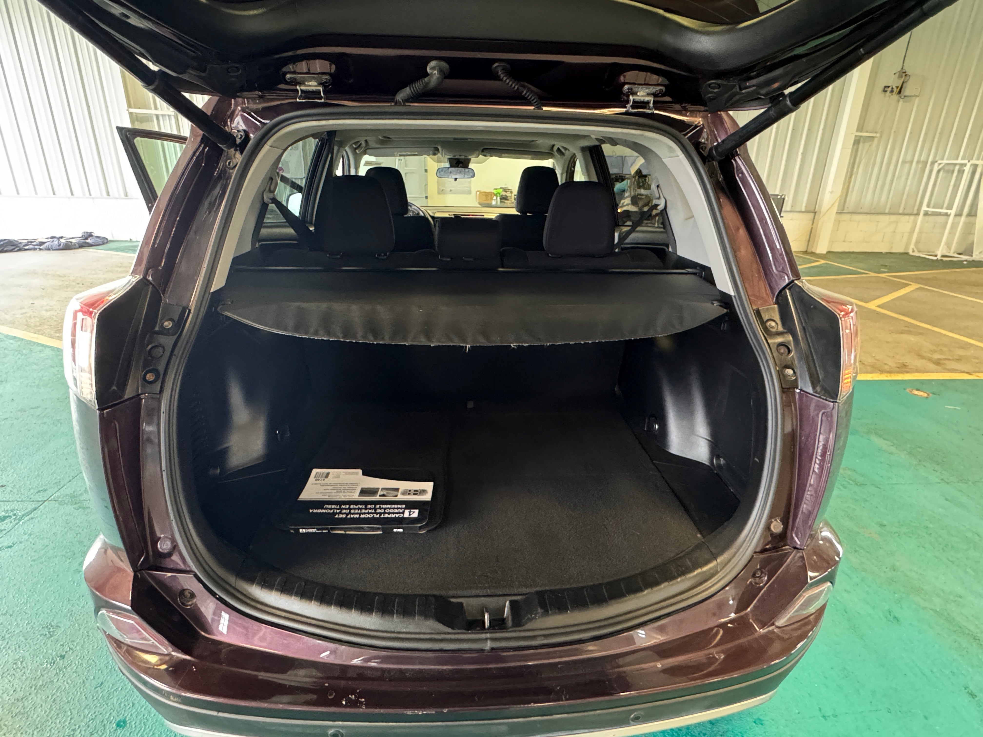 2018 Toyota RAV4 XLE 7