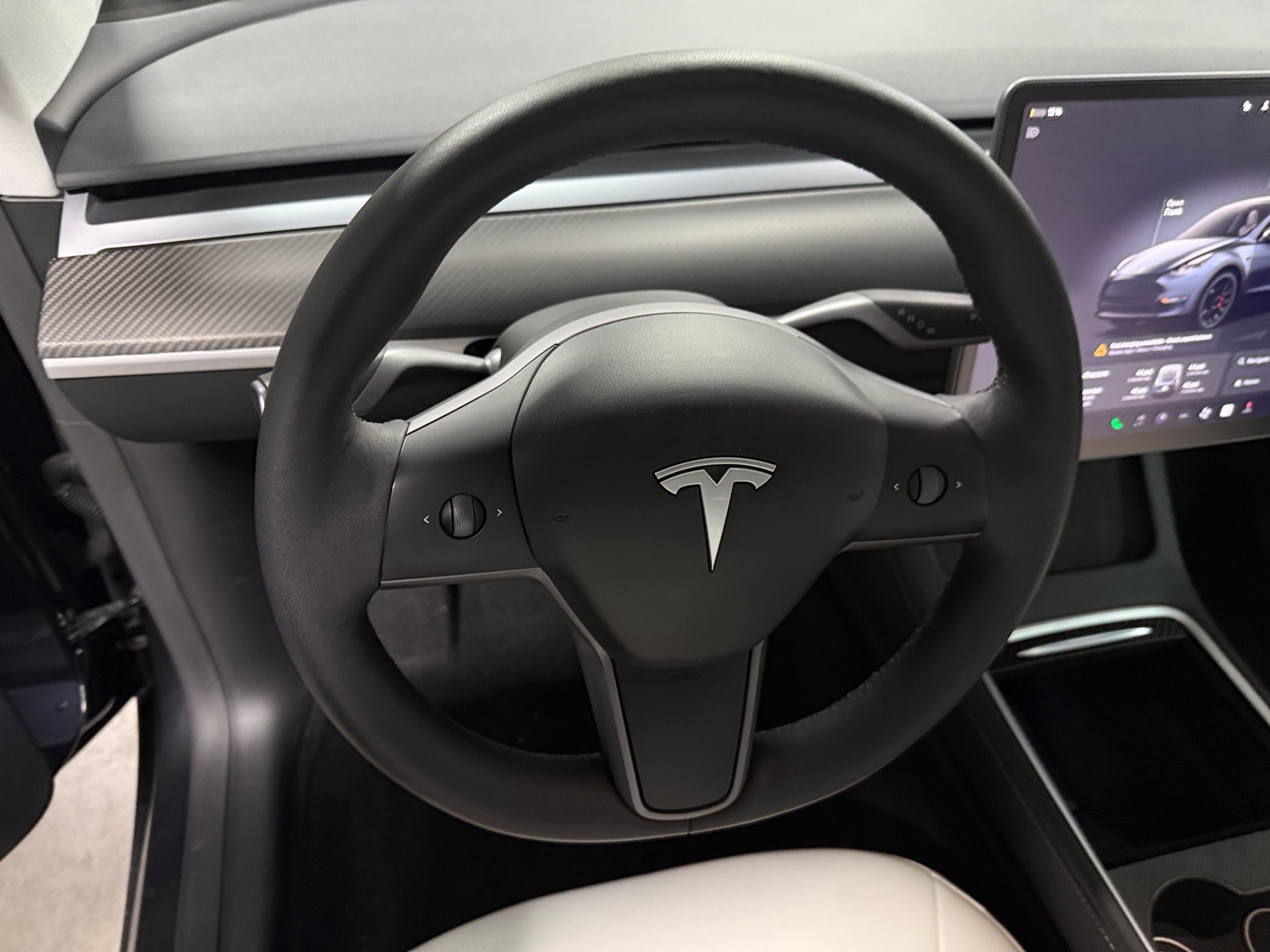 Thumbnail: 2024 Tesla Model Y - 4