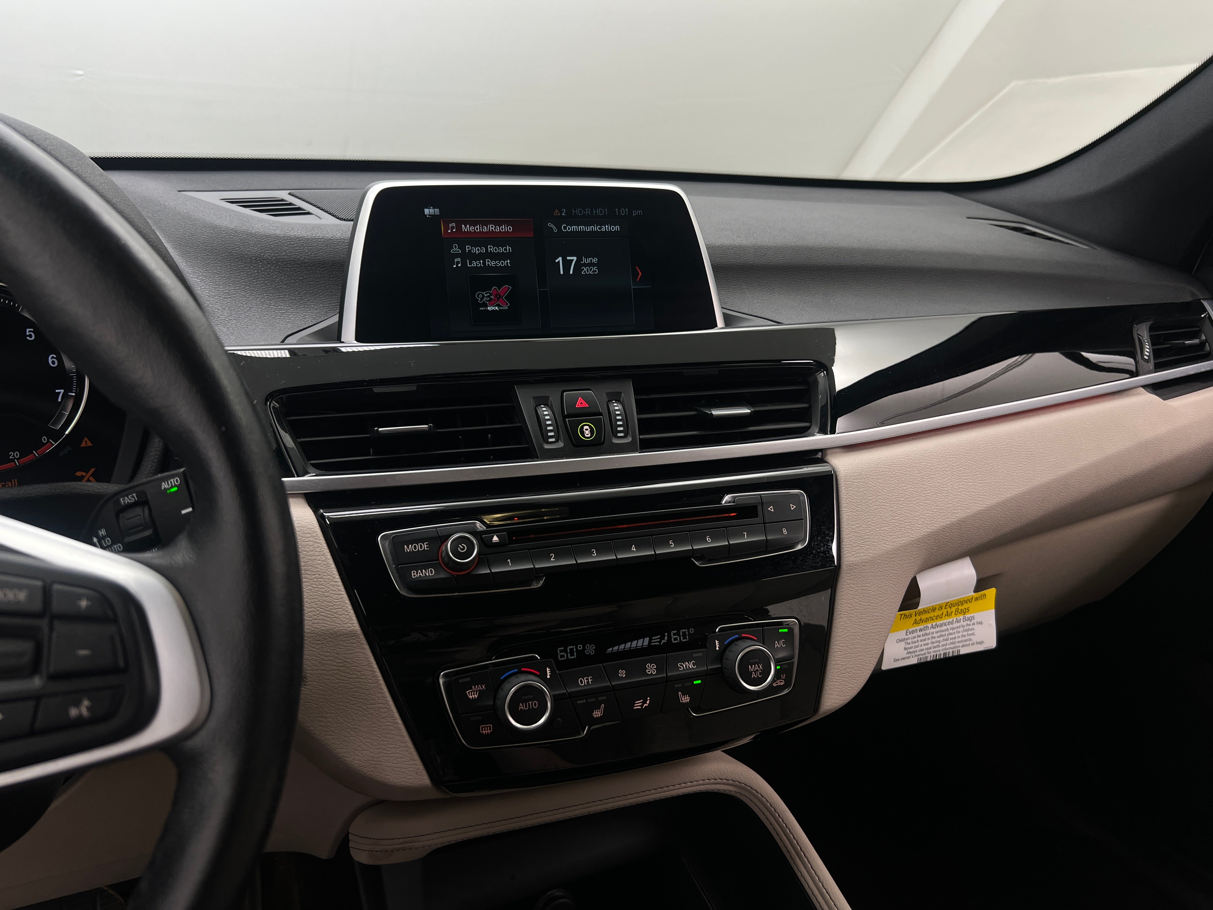 2019 BMW X1 xDrive28i 3
