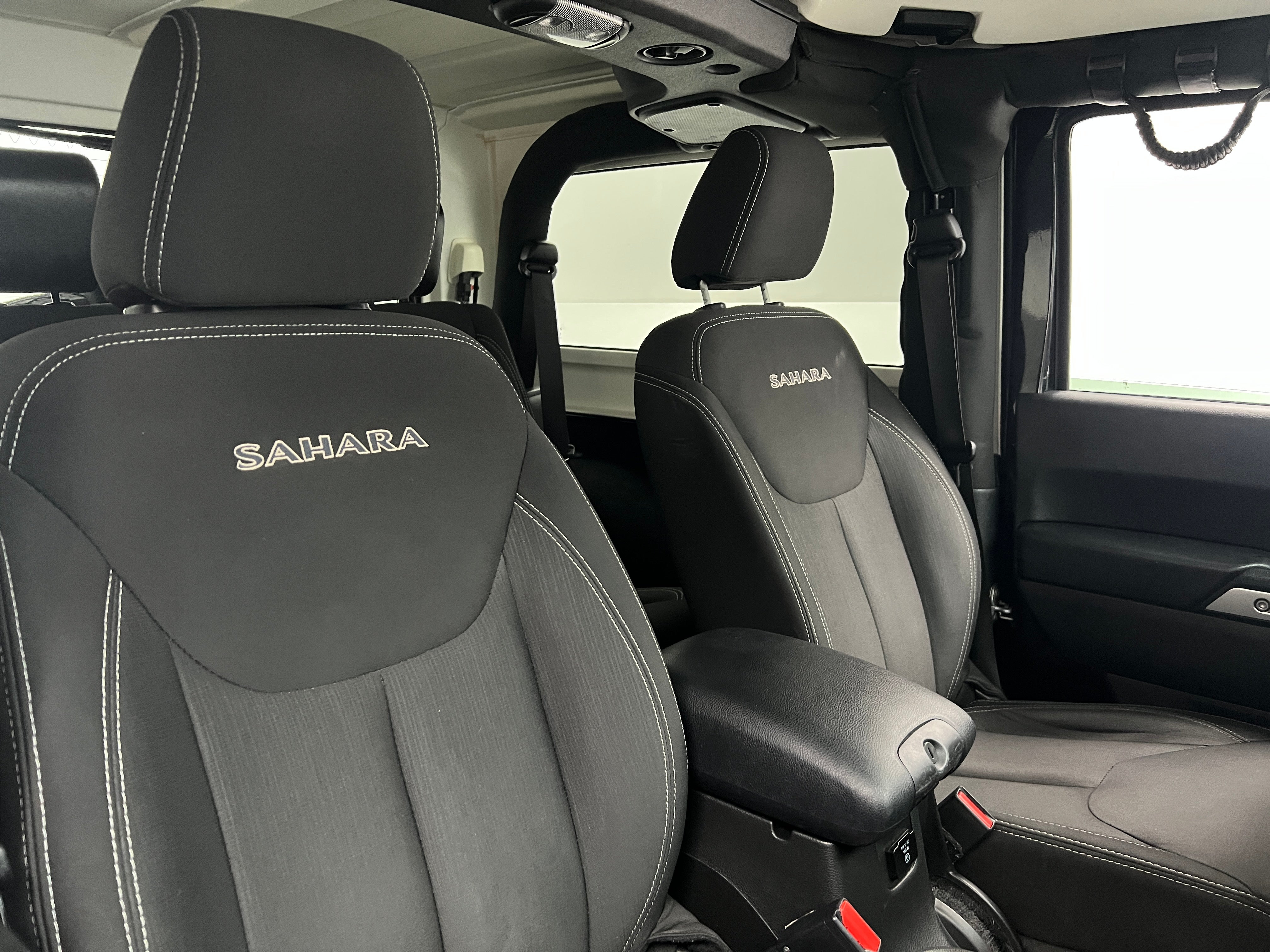 2018 Jeep Wrangler Sahara 2