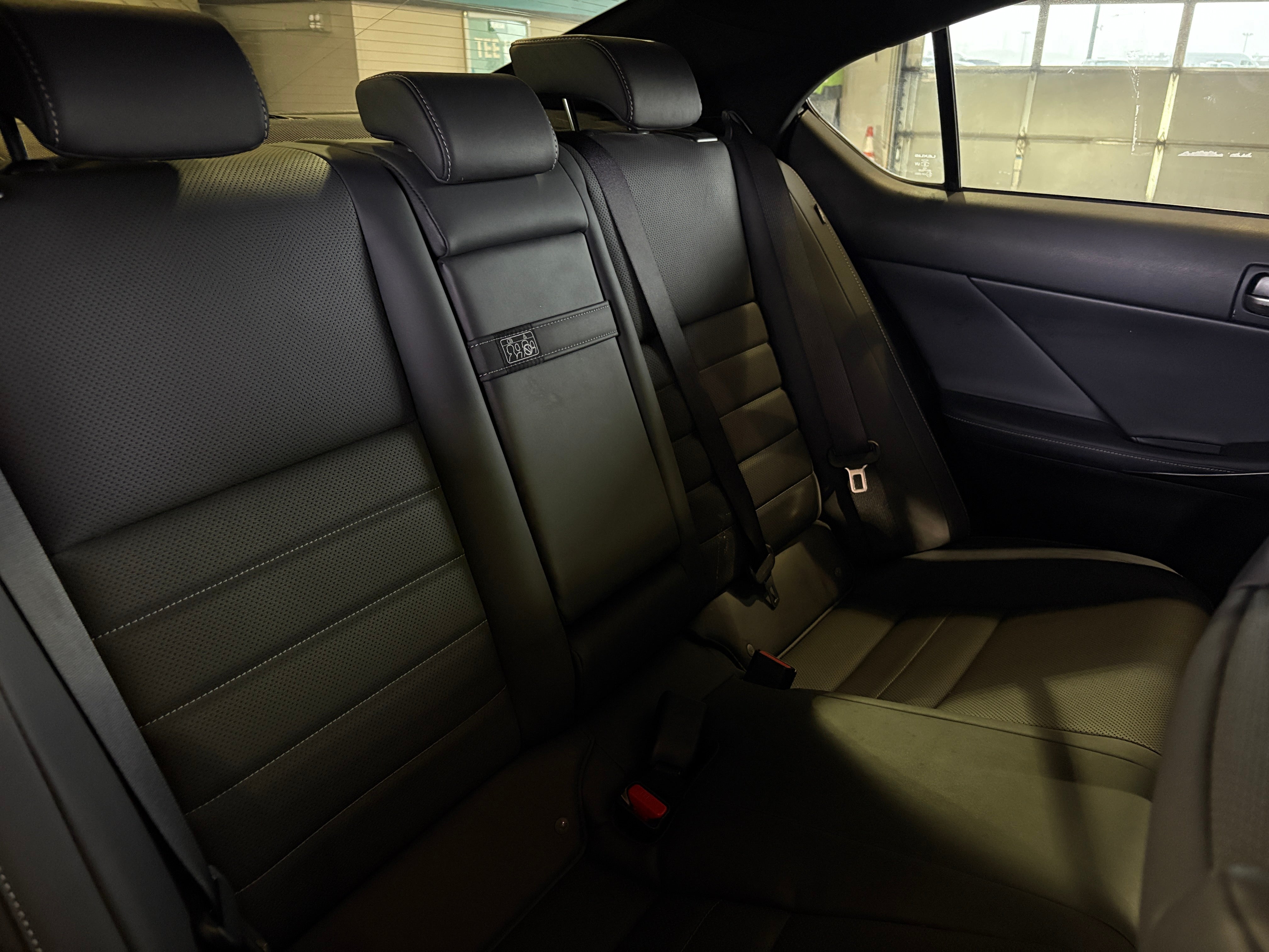2022 Lexus IS 350 5