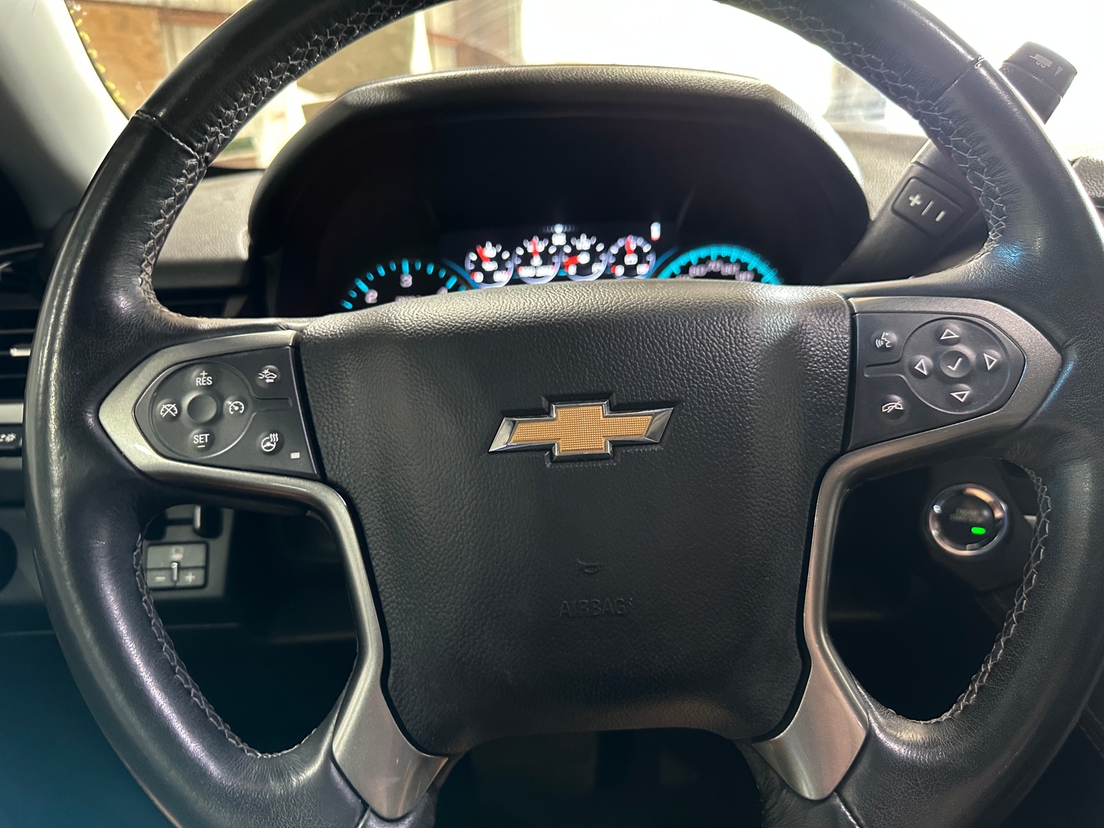 Thumbnail: 2020 Chevrolet Tahoe - 4