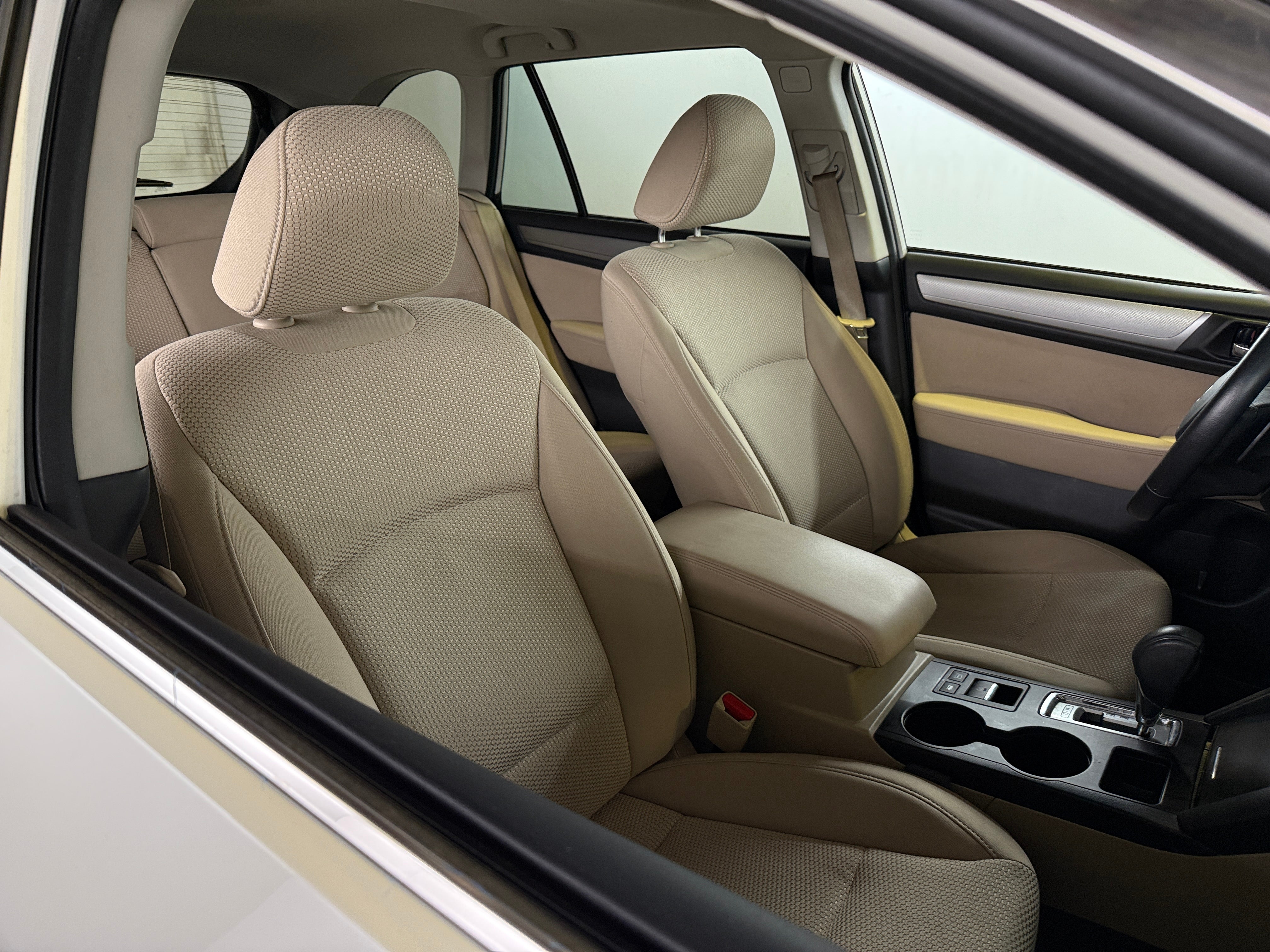 2017 Subaru Outback Premium 2