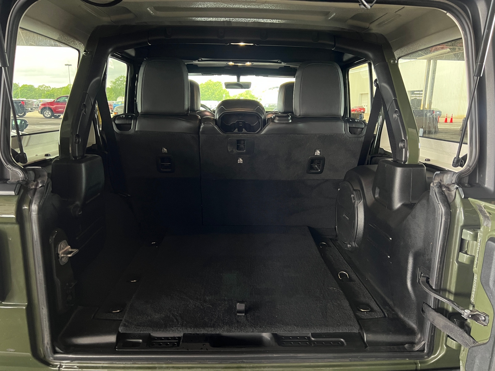 Thumbnail: 2020 Jeep Wrangler - 7