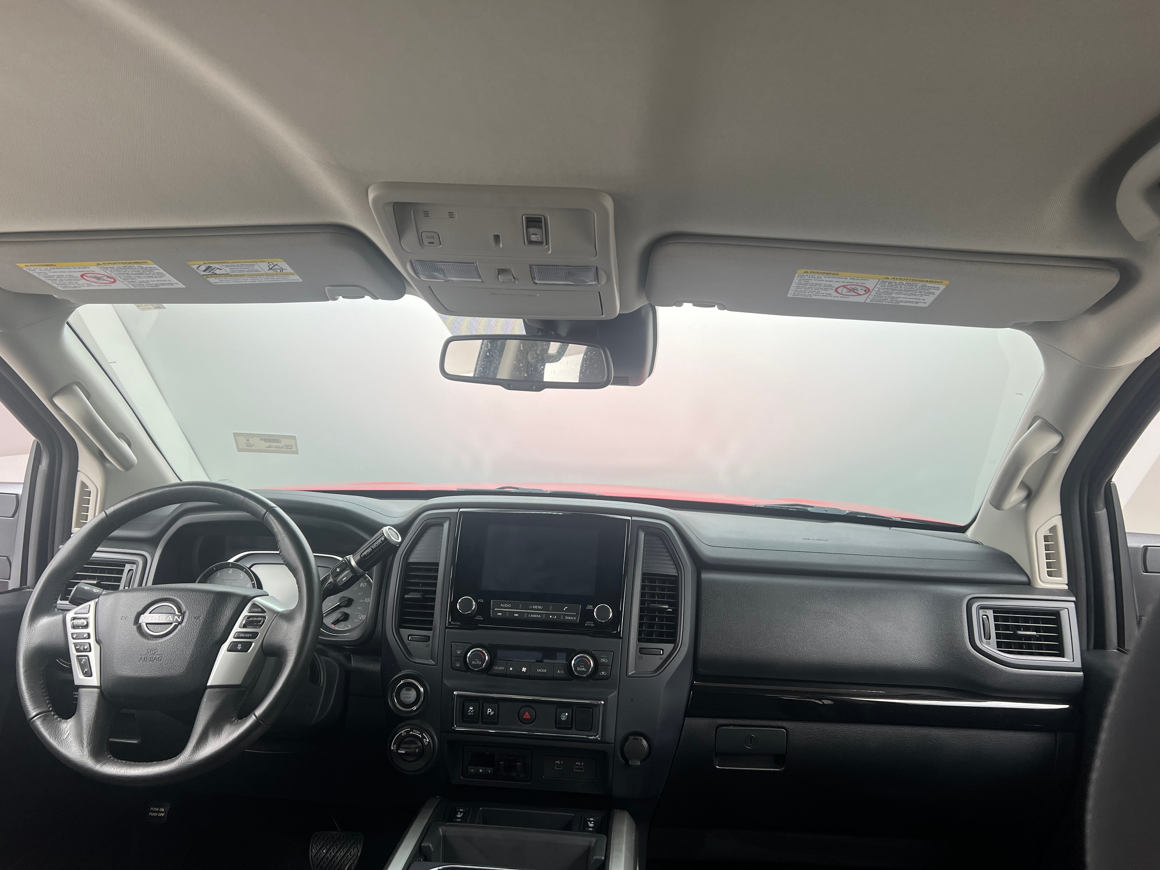 2024 Nissan Titan SV 3
