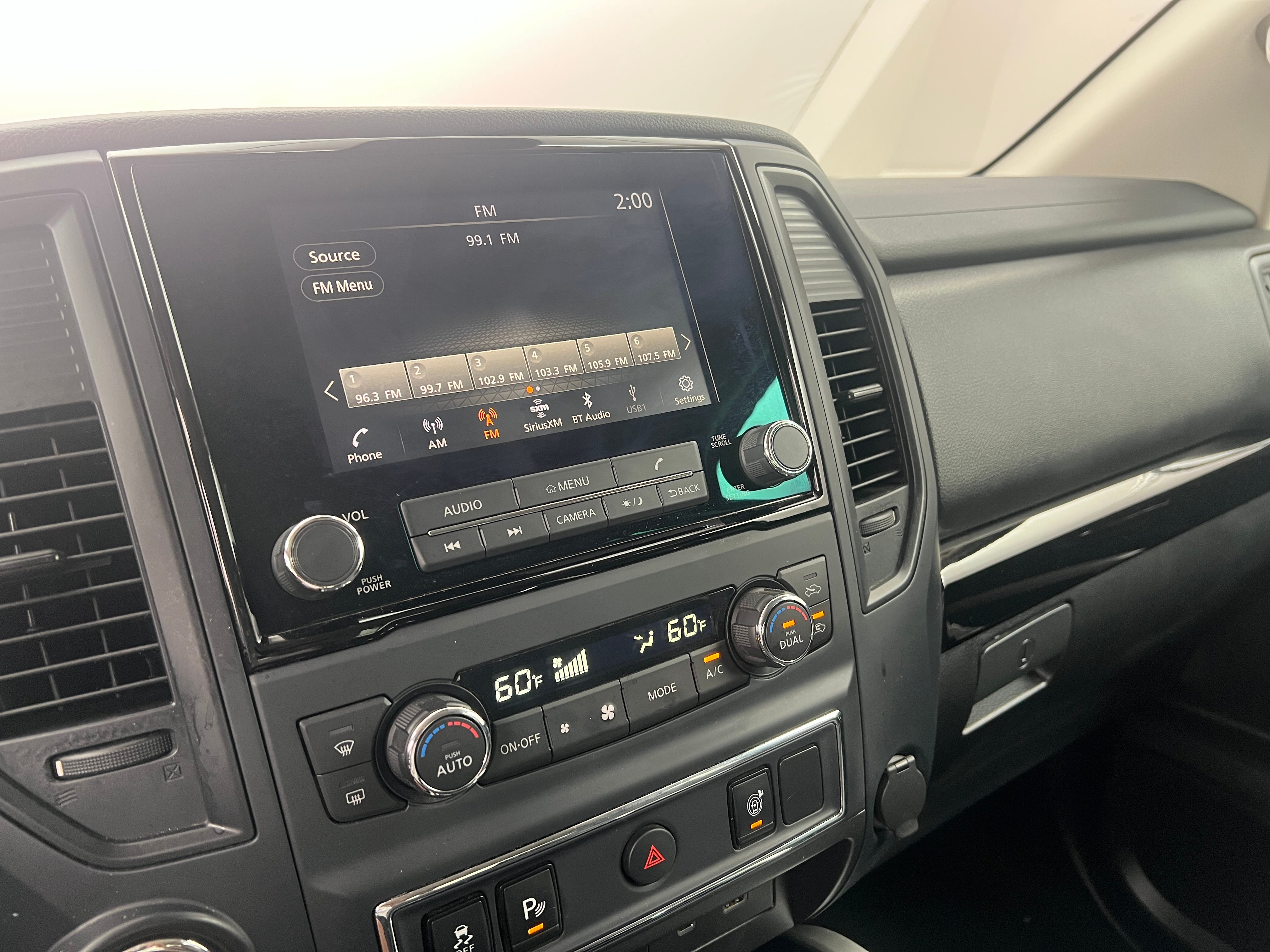 2024 Nissan Titan SV 4
