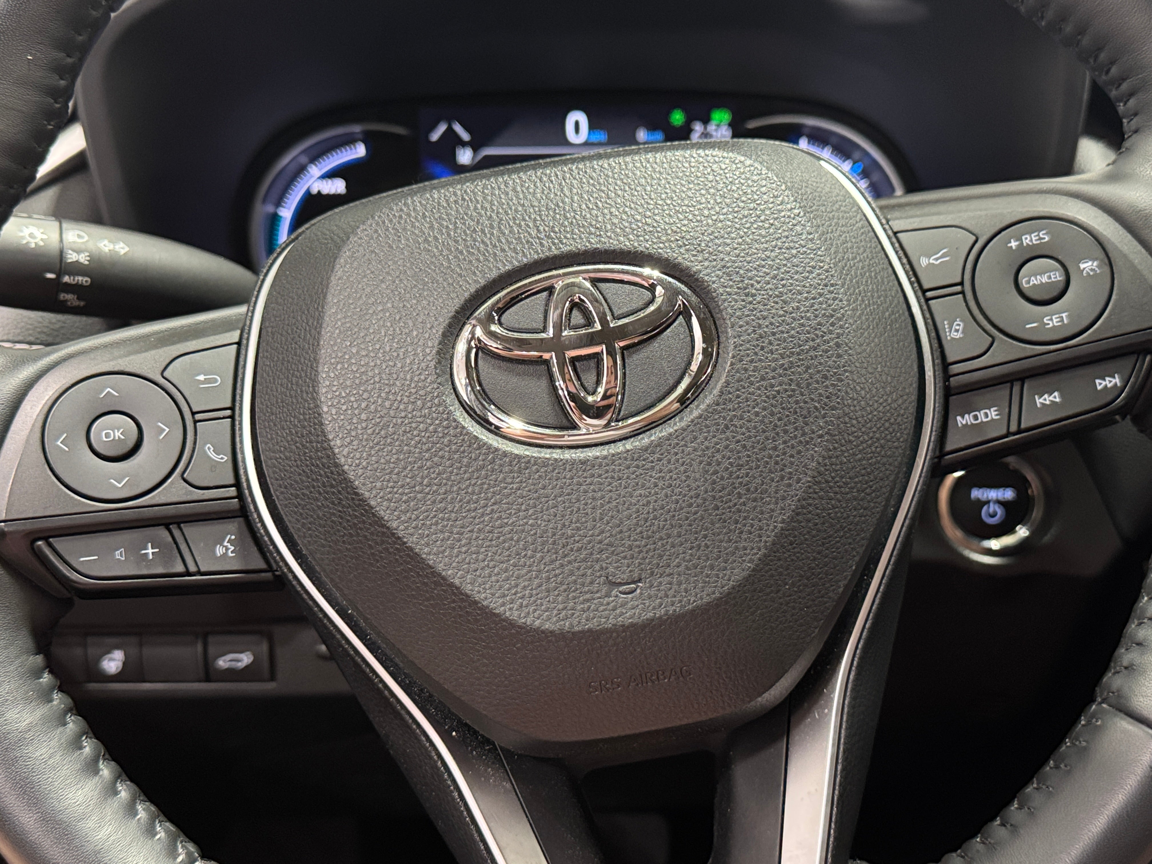 2023 Toyota RAV4 XLE 5
