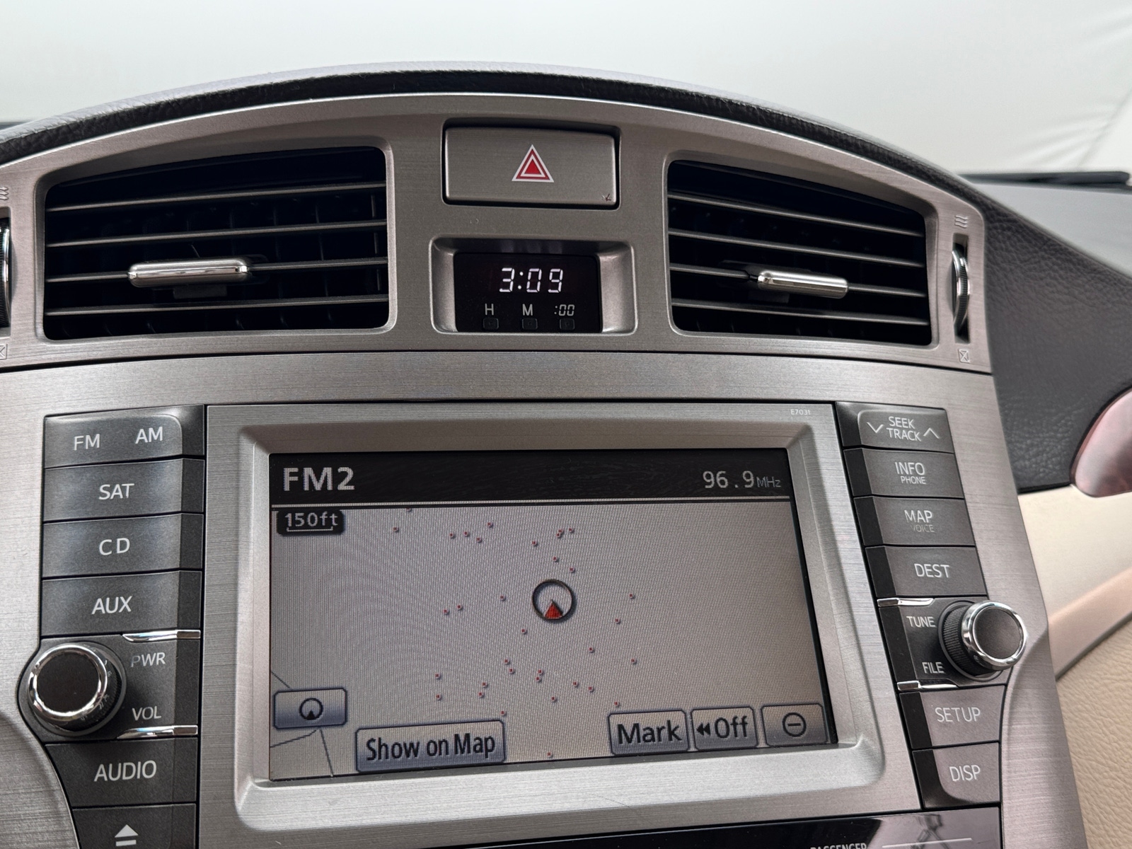 Thumbnail: 2012 Toyota Avalon - 3