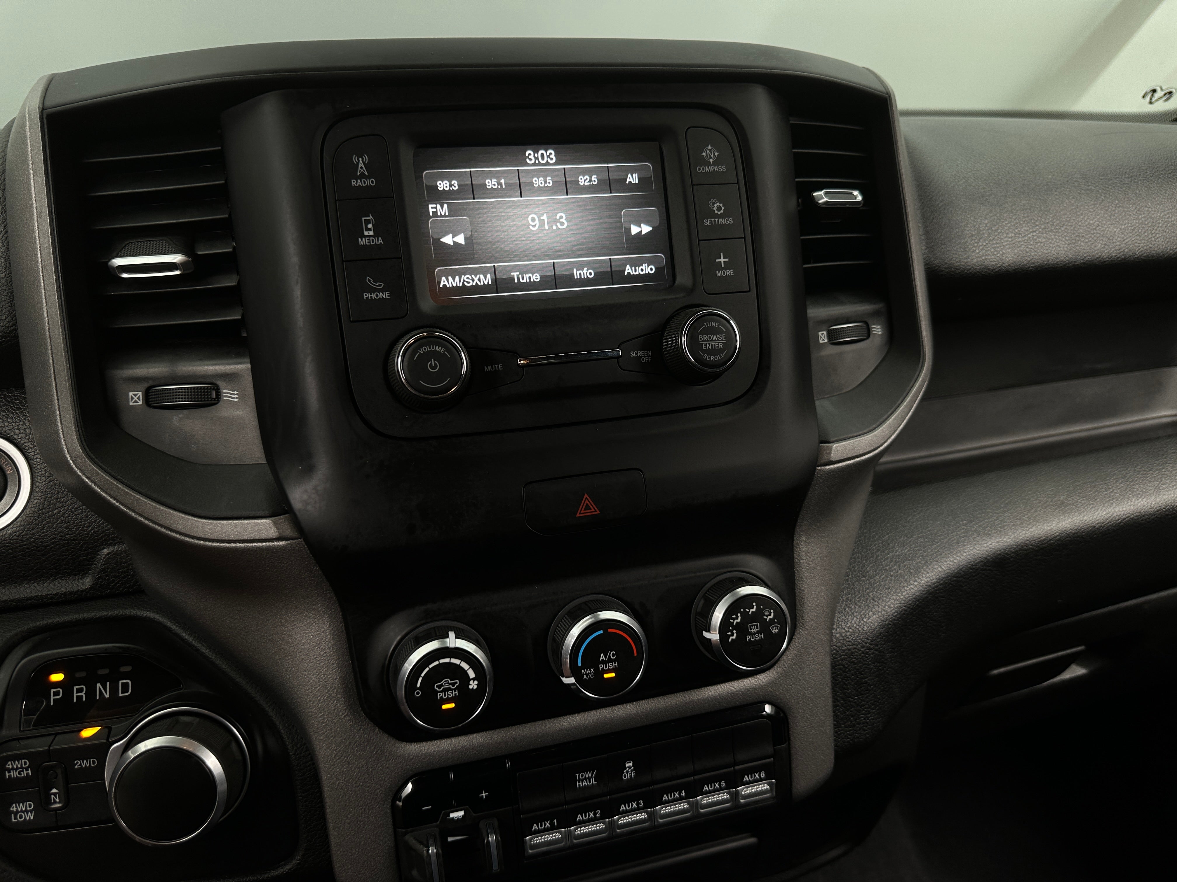 2022 RAM 3500 Tradesman 3