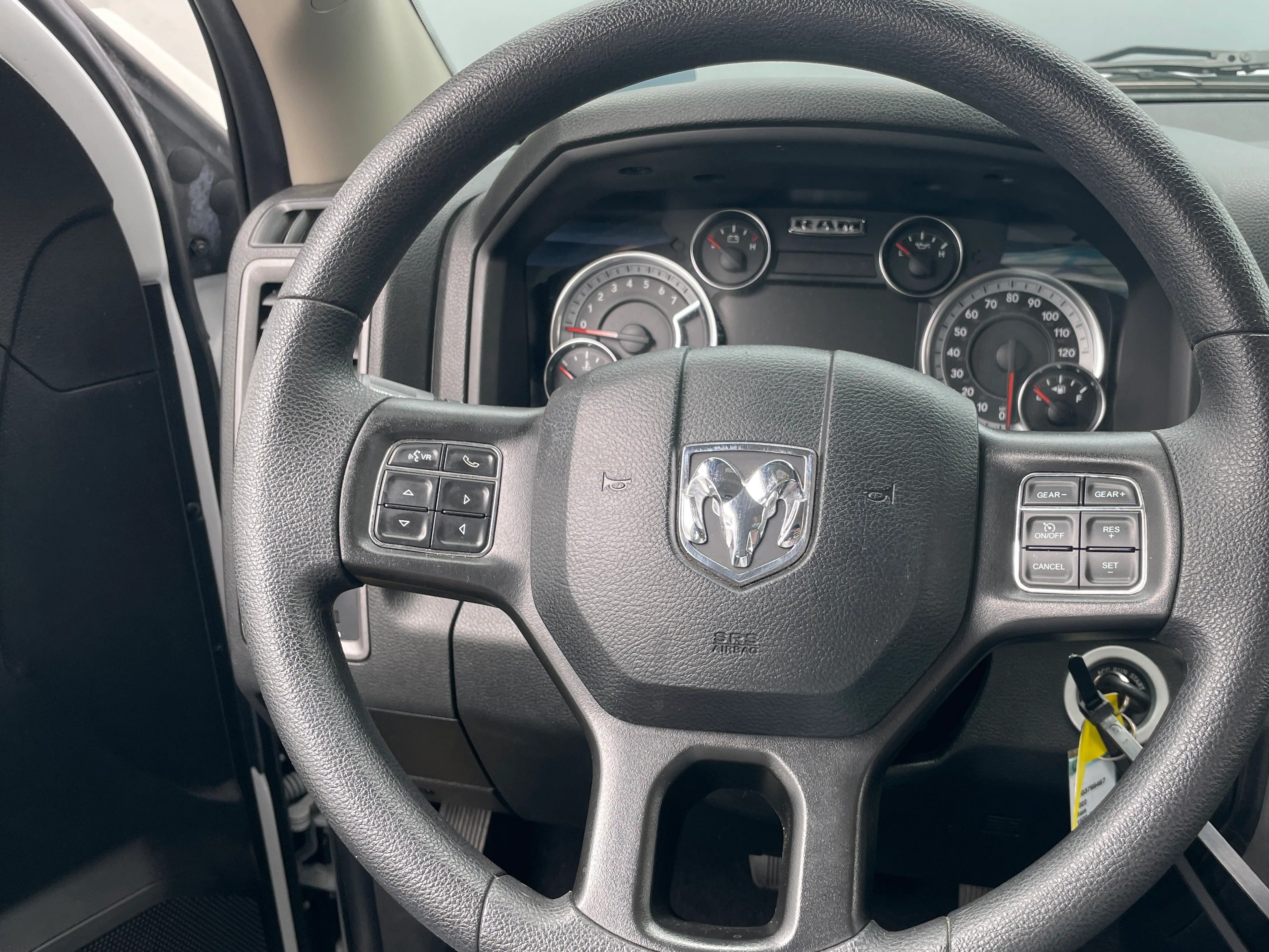 Thumbnail: 2022 RAM 1500 Classic - 4