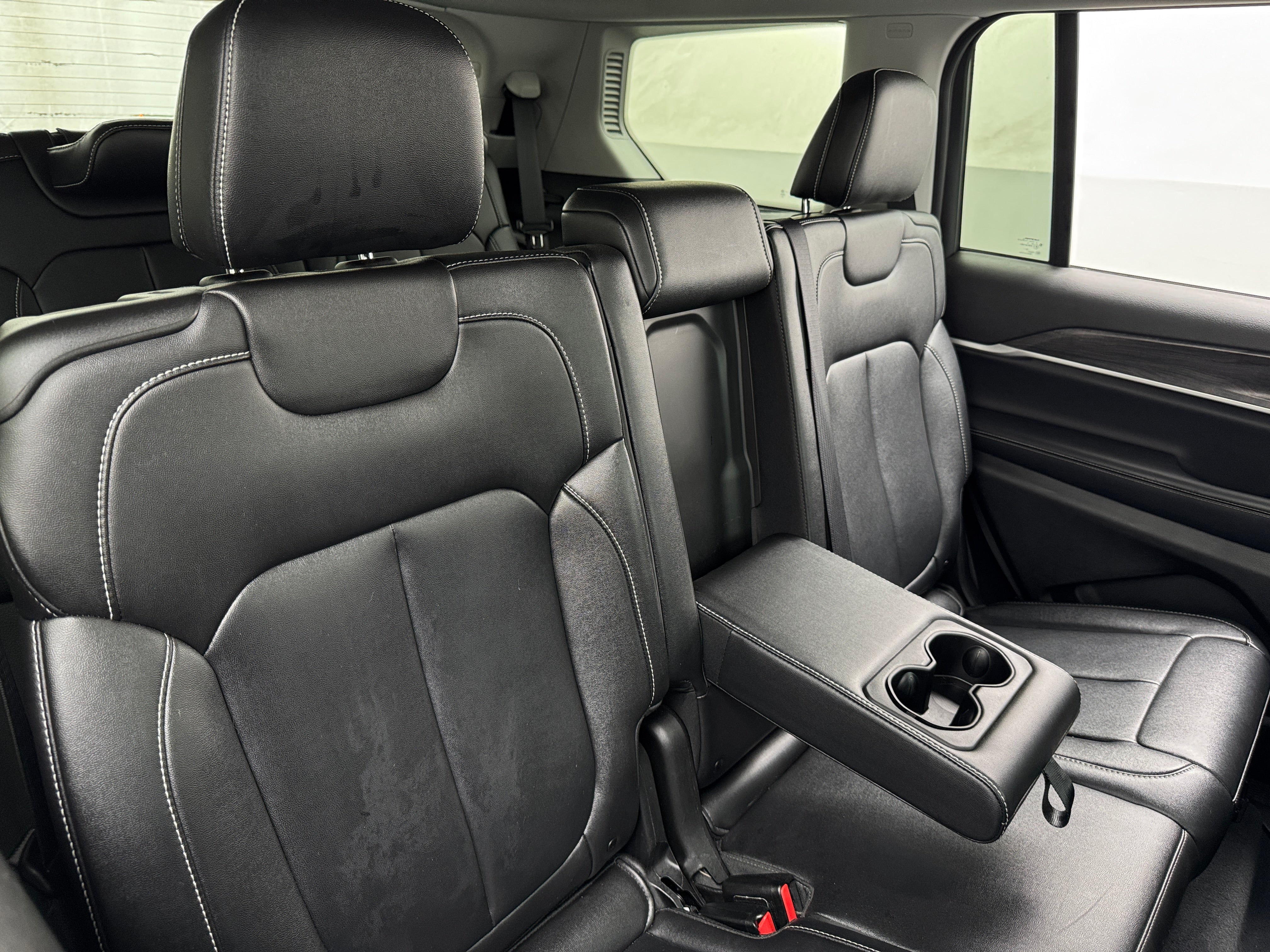 2023 Jeep Grand Cherokee L Limited Edition 5