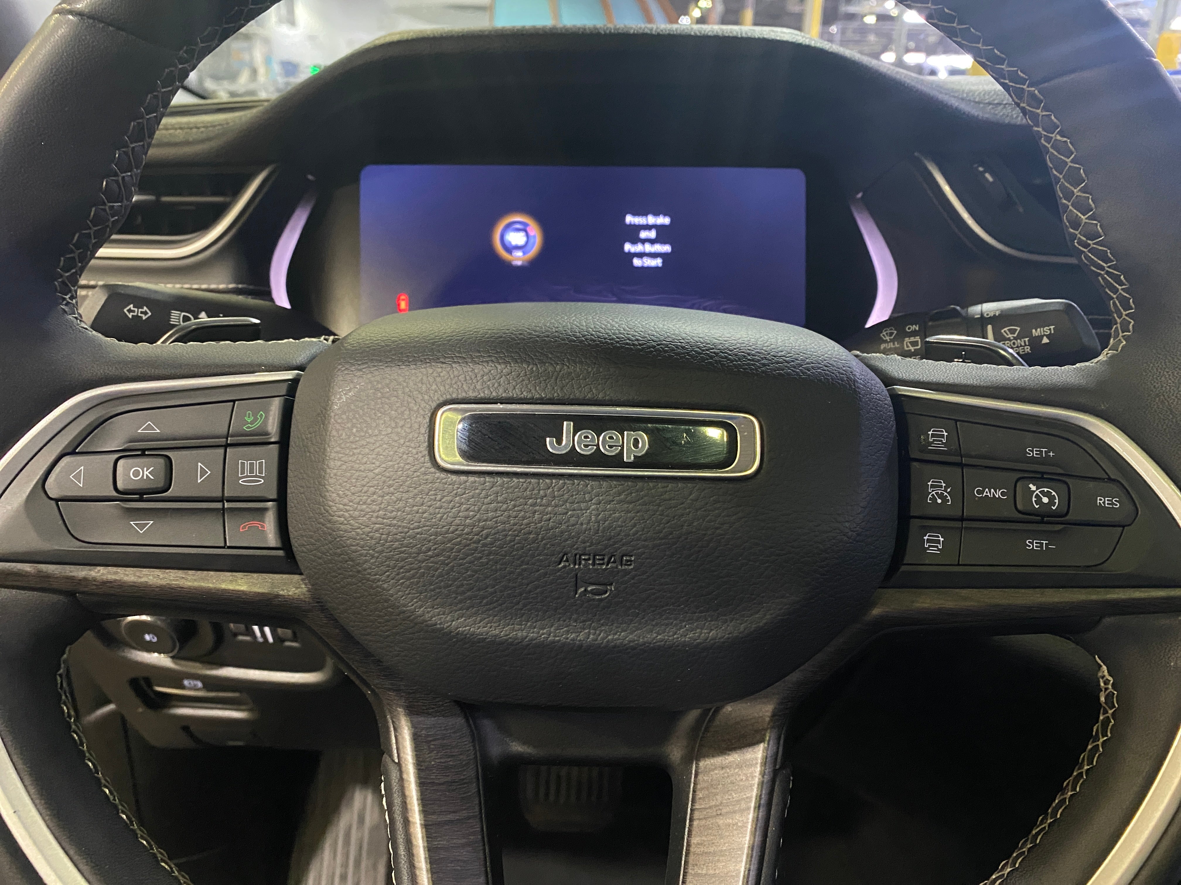 2023 Jeep Grand Cherokee L Limited Edition 4