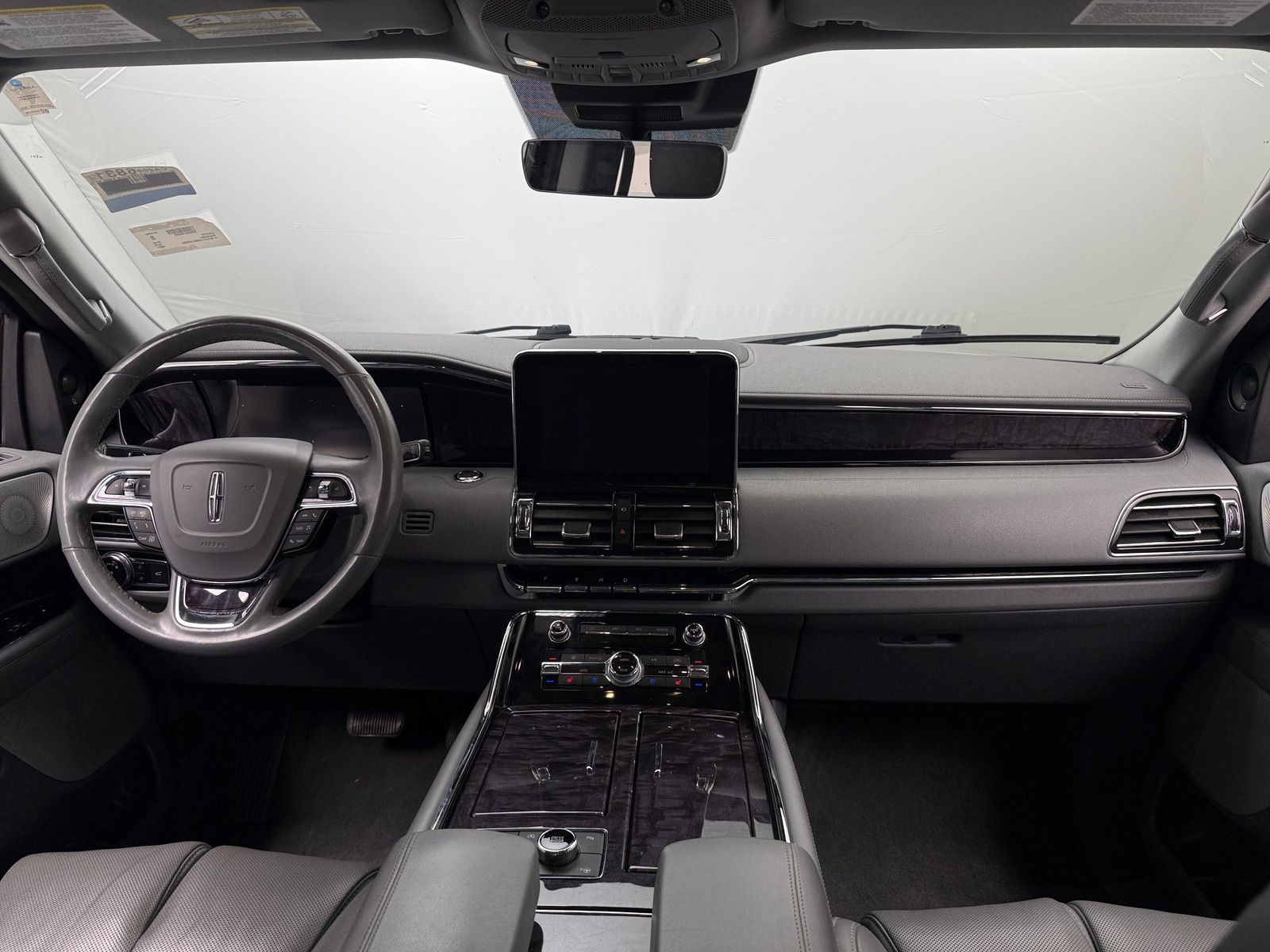 Thumbnail: 2021 Lincoln Navigator - 2