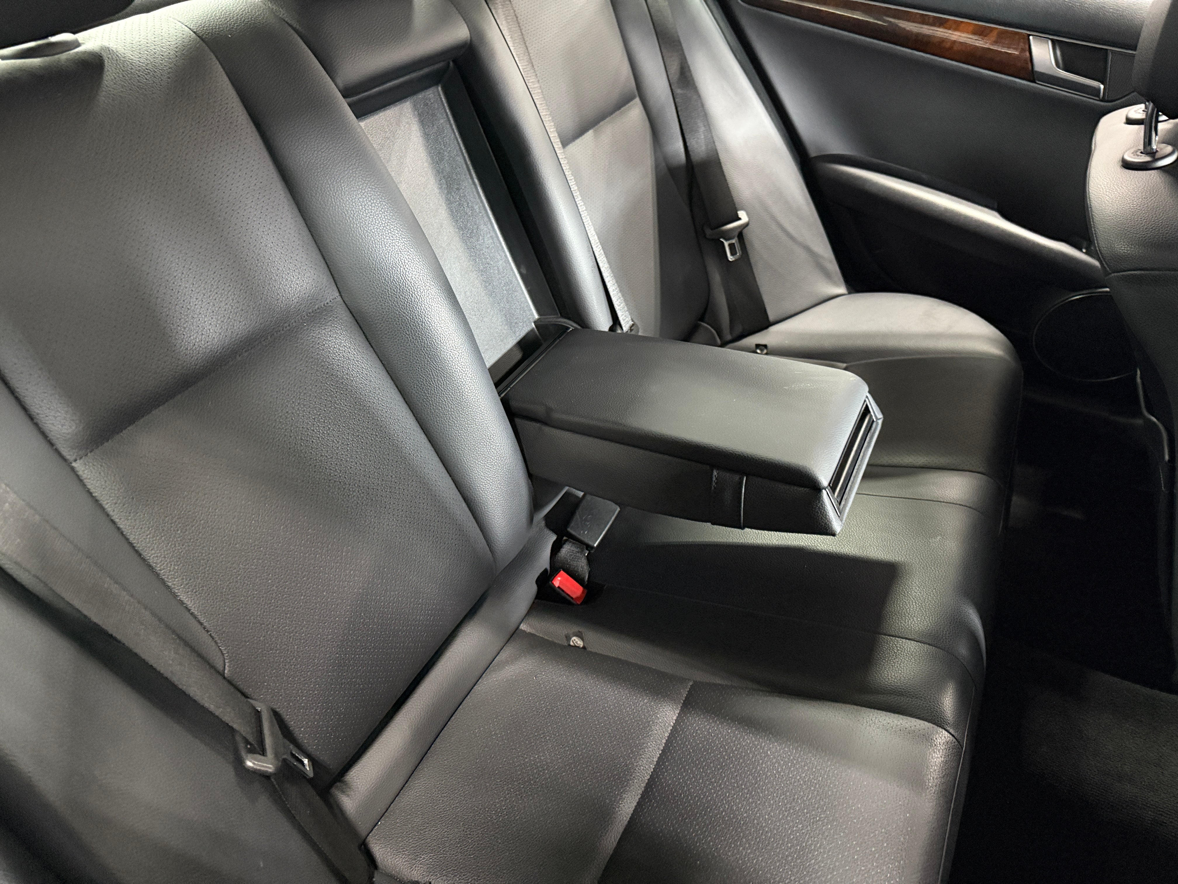 2012 Mercedes-Benz C-Class C 250 5