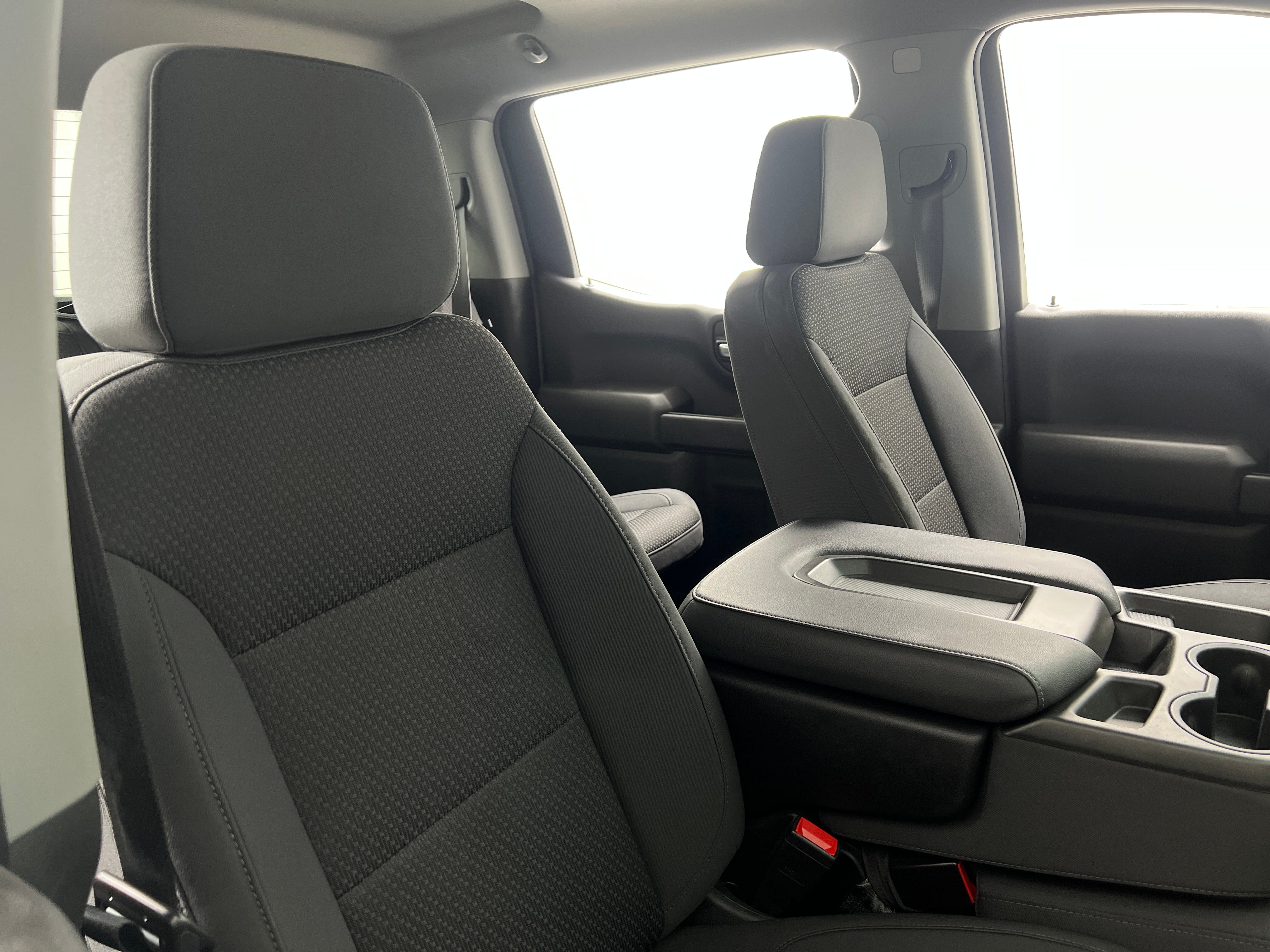 2021 Chevrolet Silverado 1500 Custom 2