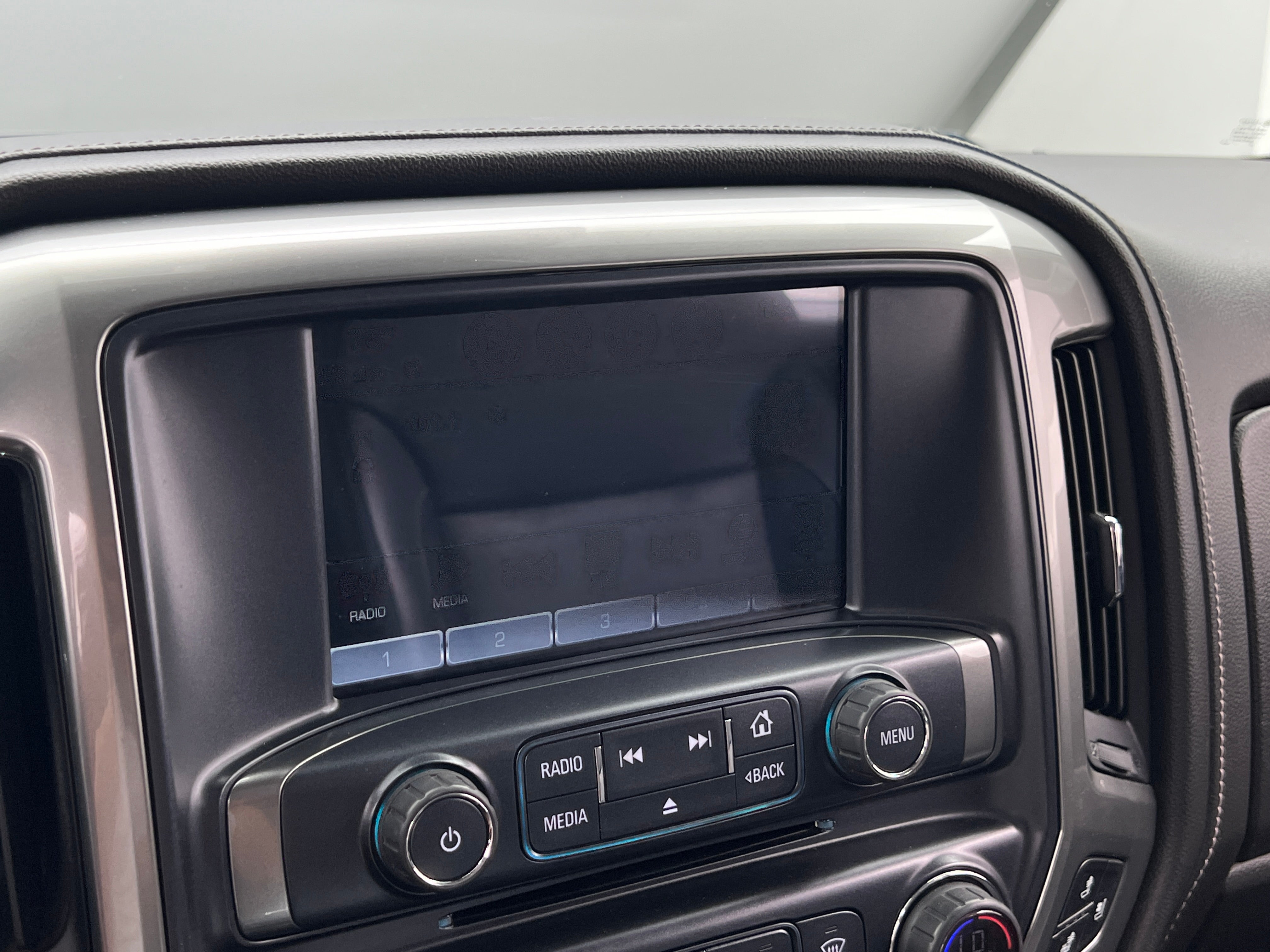 2017 Chevrolet Silverado 1500 LTZ 3