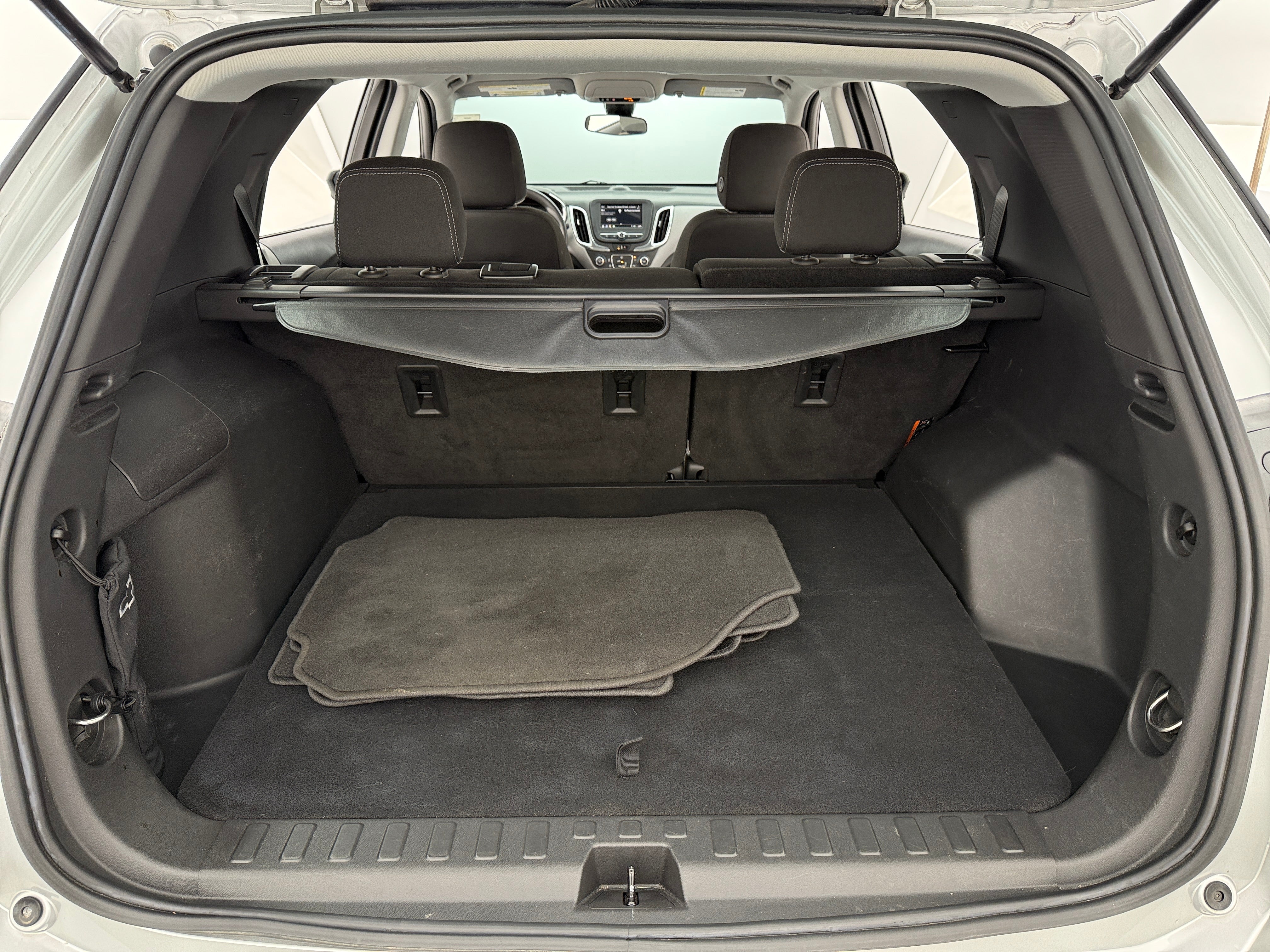 Thumbnail: 2022 Chevrolet Equinox - 7