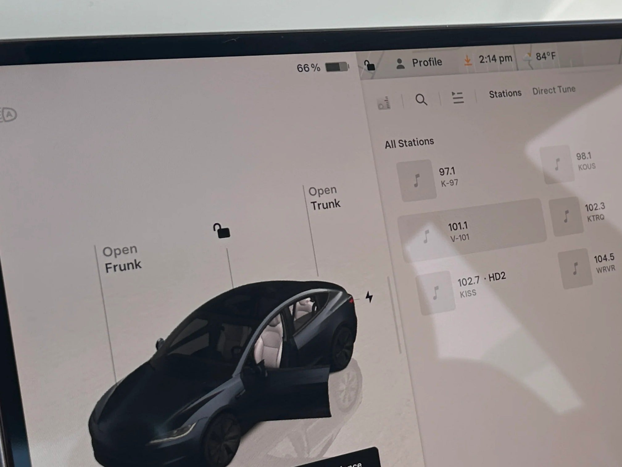 Thumbnail: 2025 Tesla Model 3 - 3