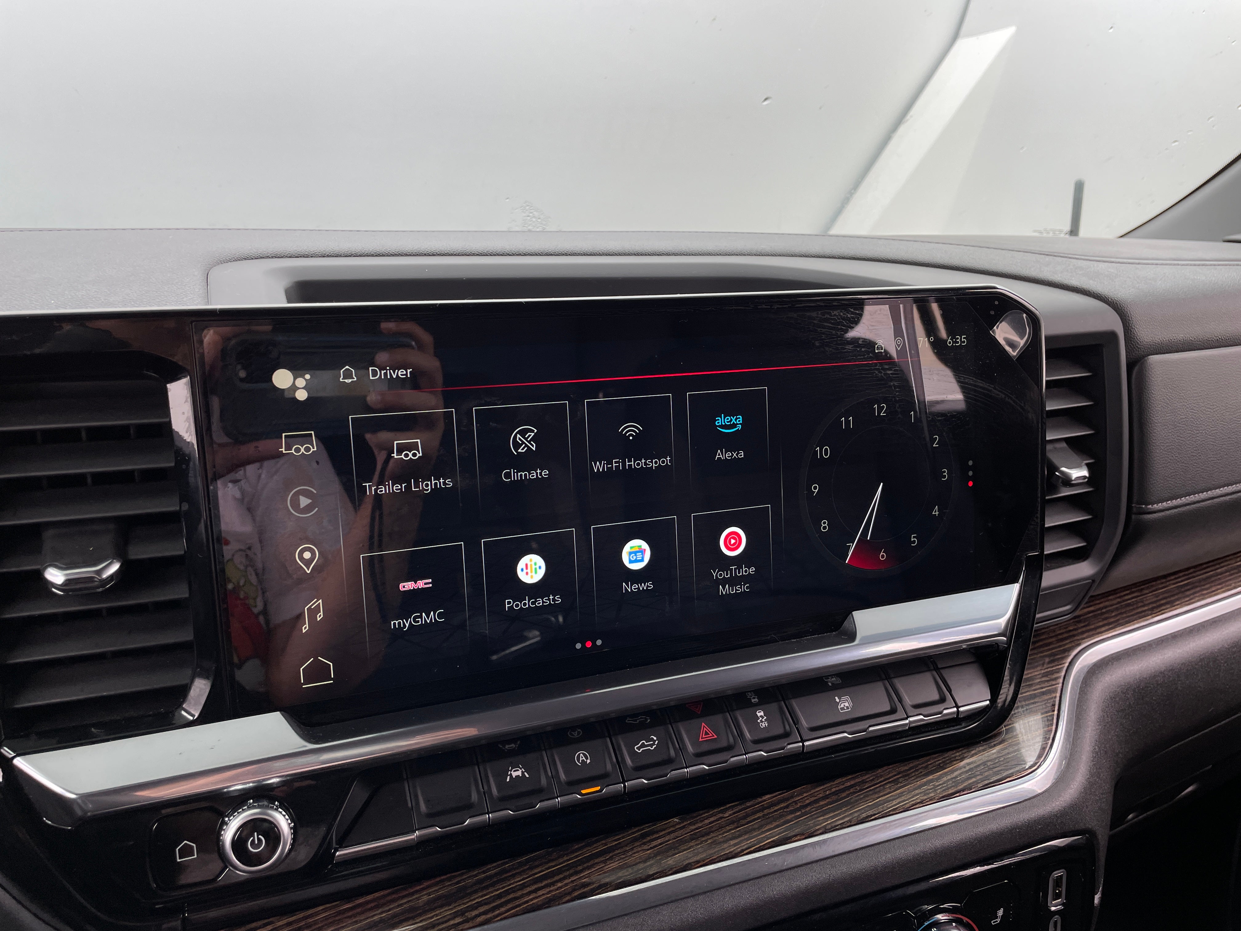 2024 GMC Sierra 1500 Elevation 4
