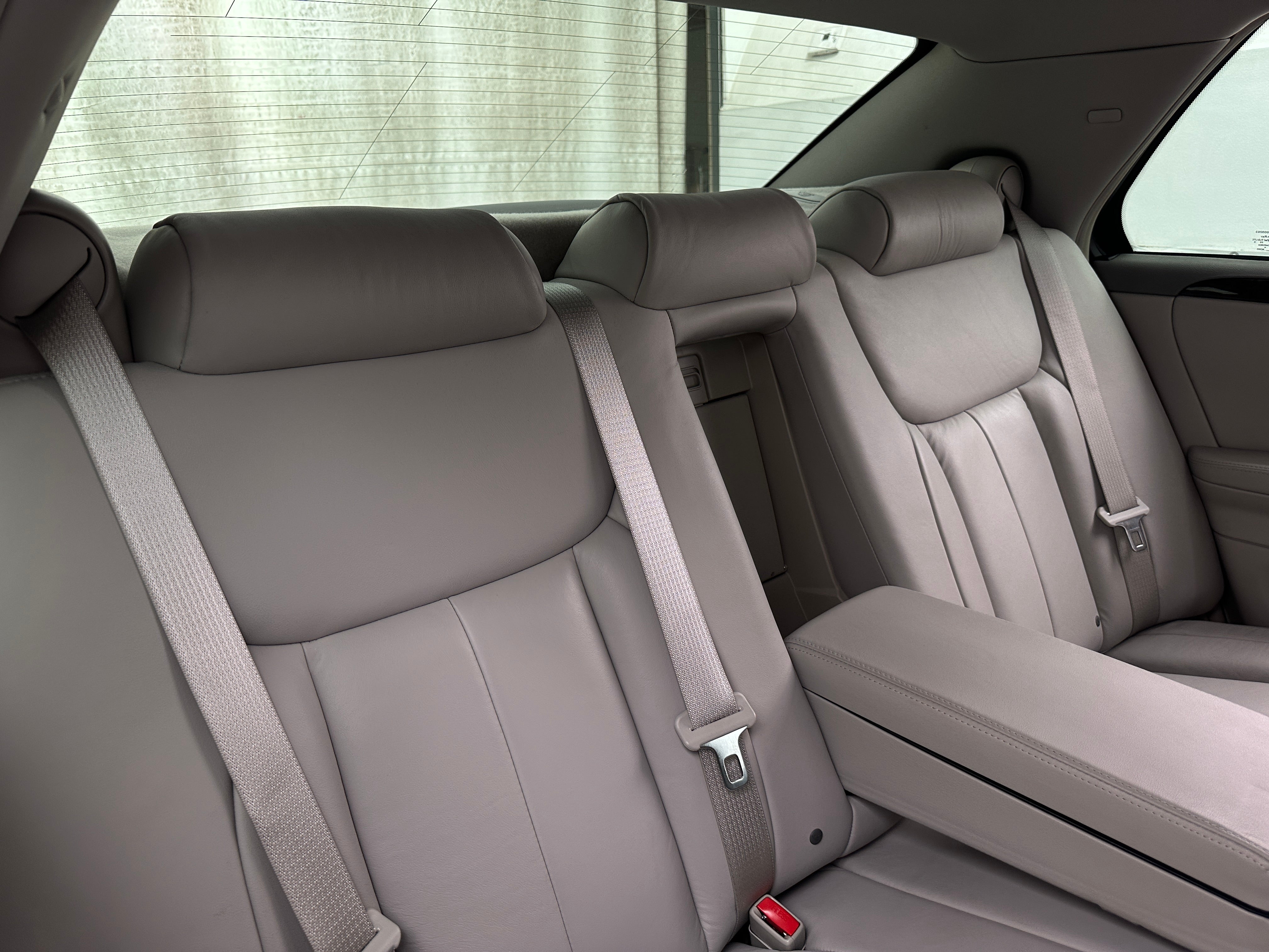 Thumbnail: 2011 Cadillac DTS - 5