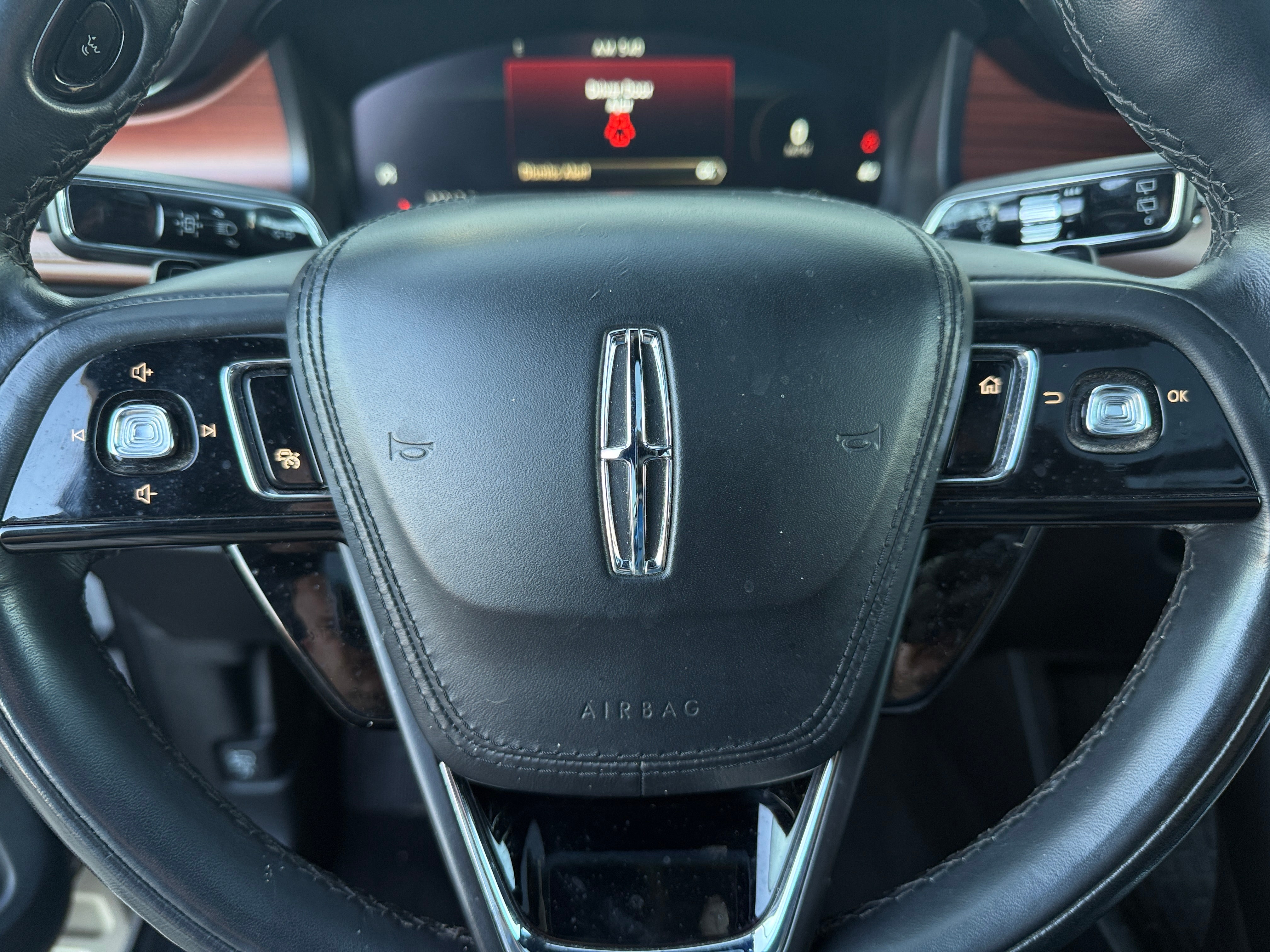 Thumbnail: 2021 Lincoln Aviator - 5