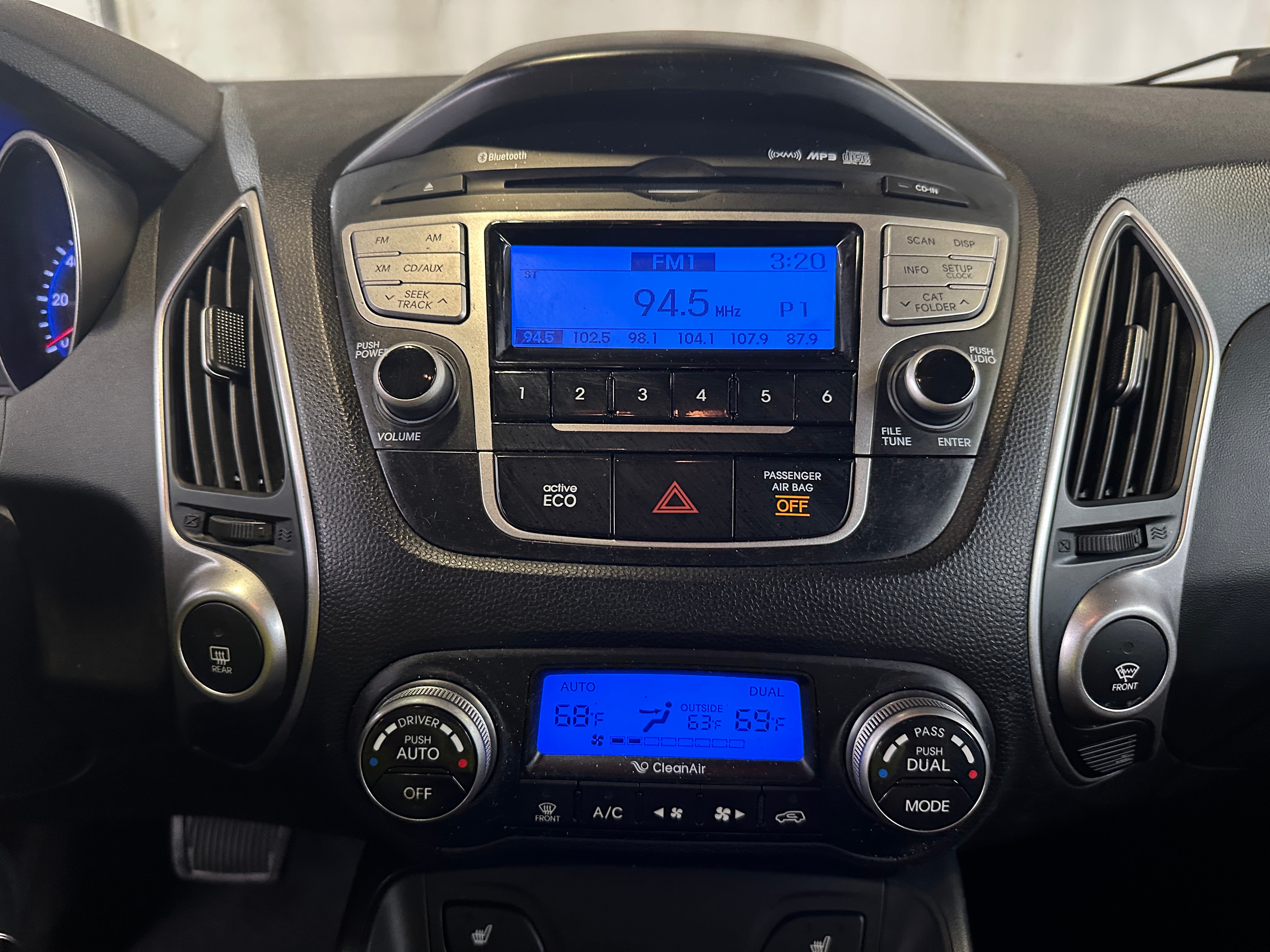 2012 Hyundai Tucson Limited 3