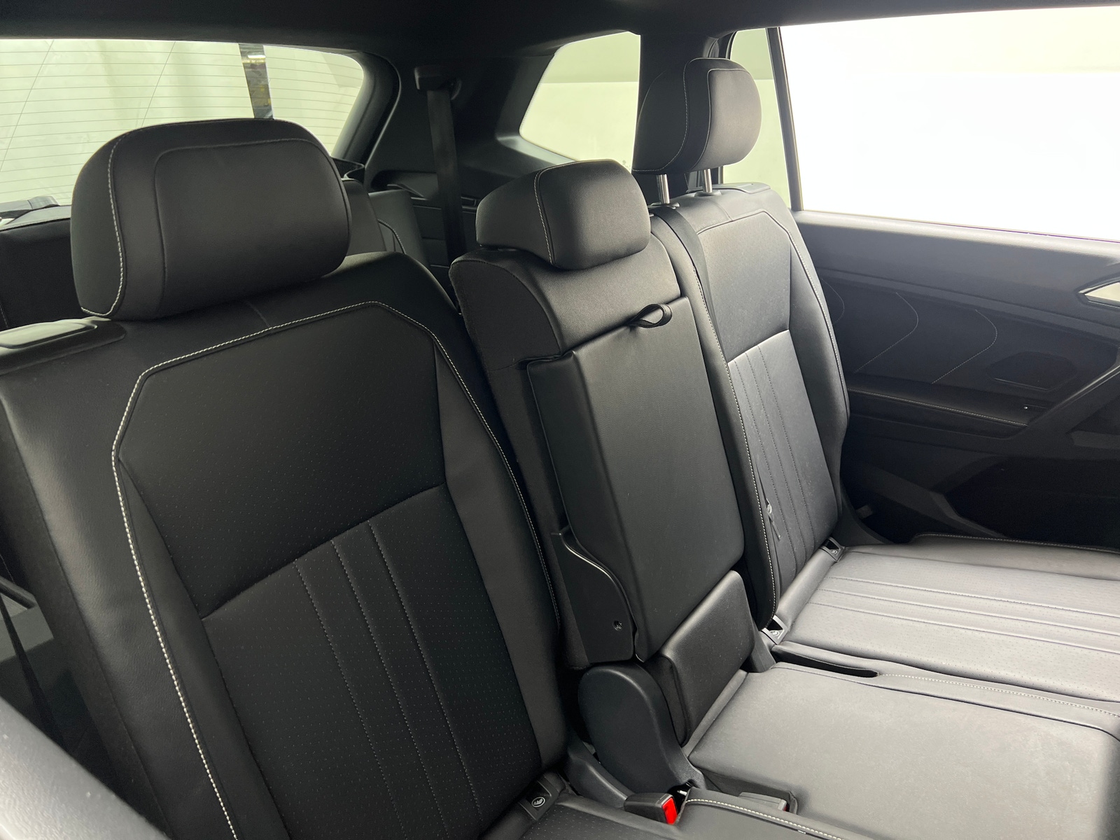 Thumbnail: 2024 Volkswagen Tiguan - 5