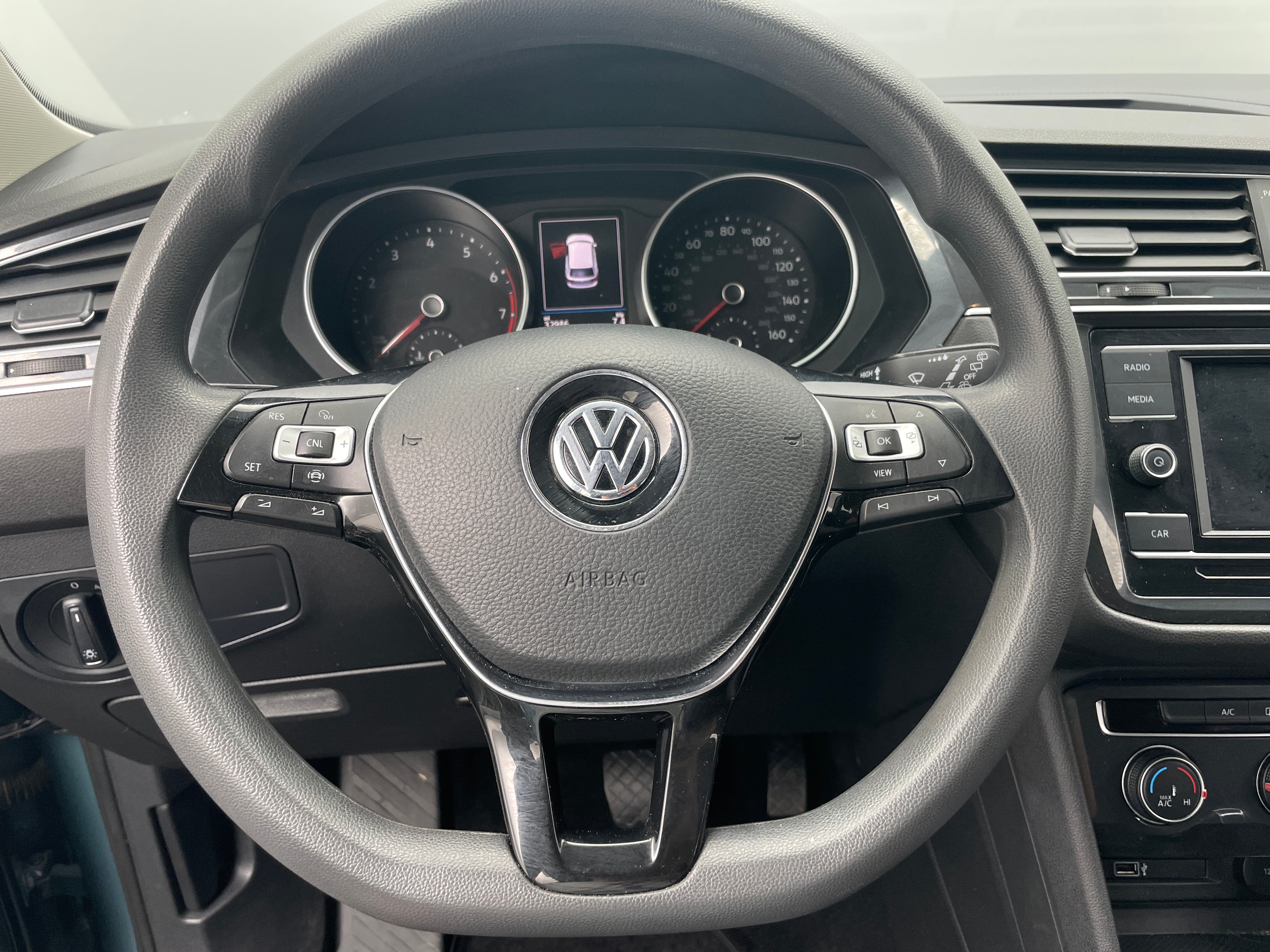2019 Volkswagen Tiguan 2.0T 5