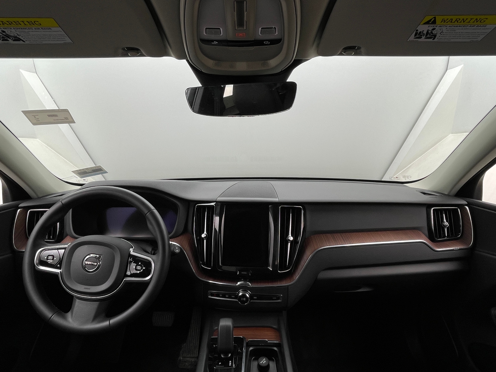 Thumbnail: 2023 Volvo XC60 - 2