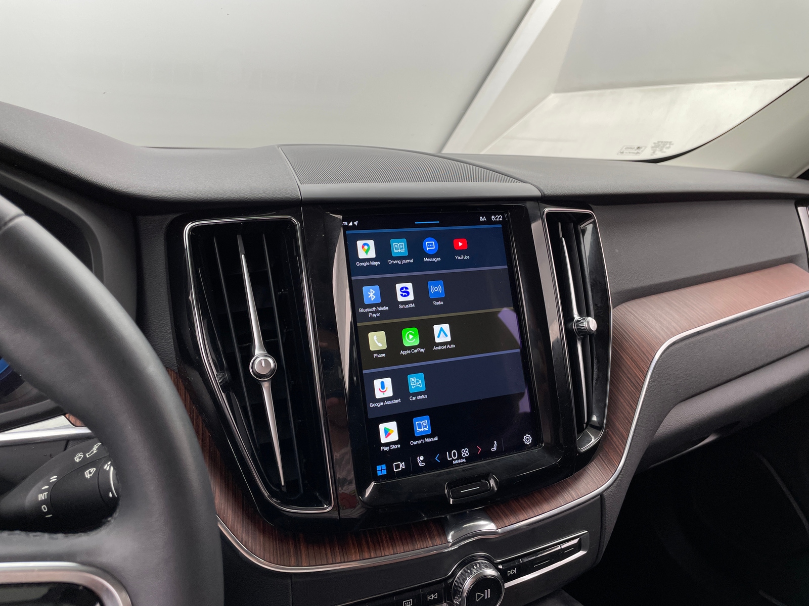 Thumbnail: 2023 Volvo XC60 - 3