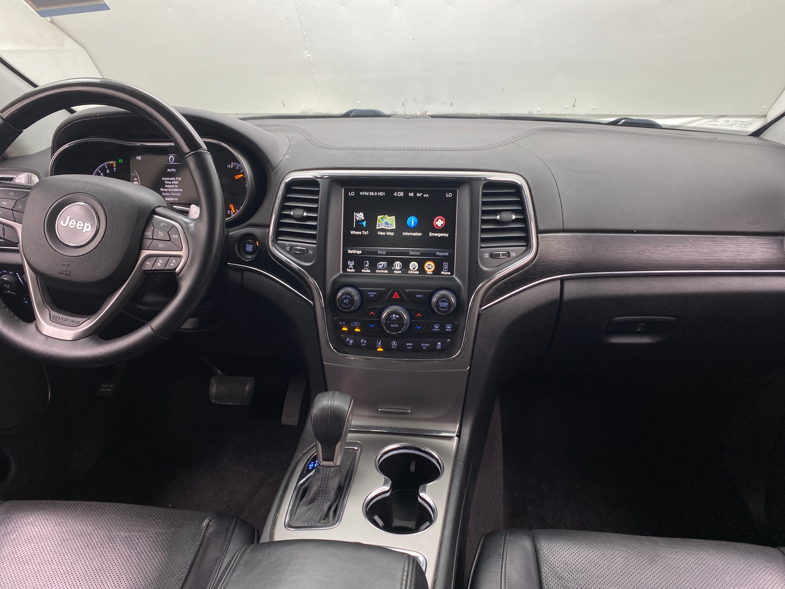 Thumbnail: 2017 Jeep Grand Cherokee - 2