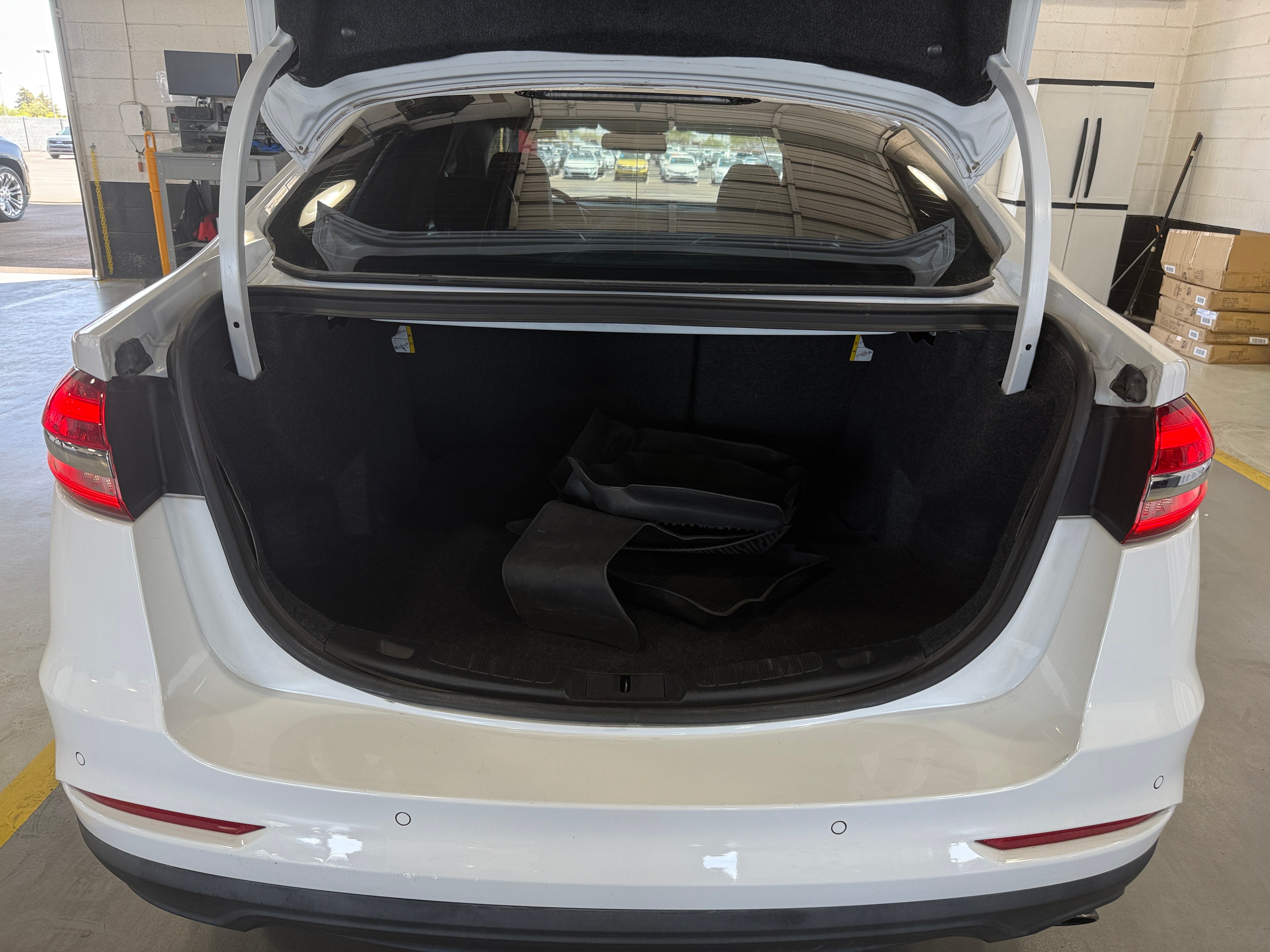 2020 Ford Fusion SE 7
