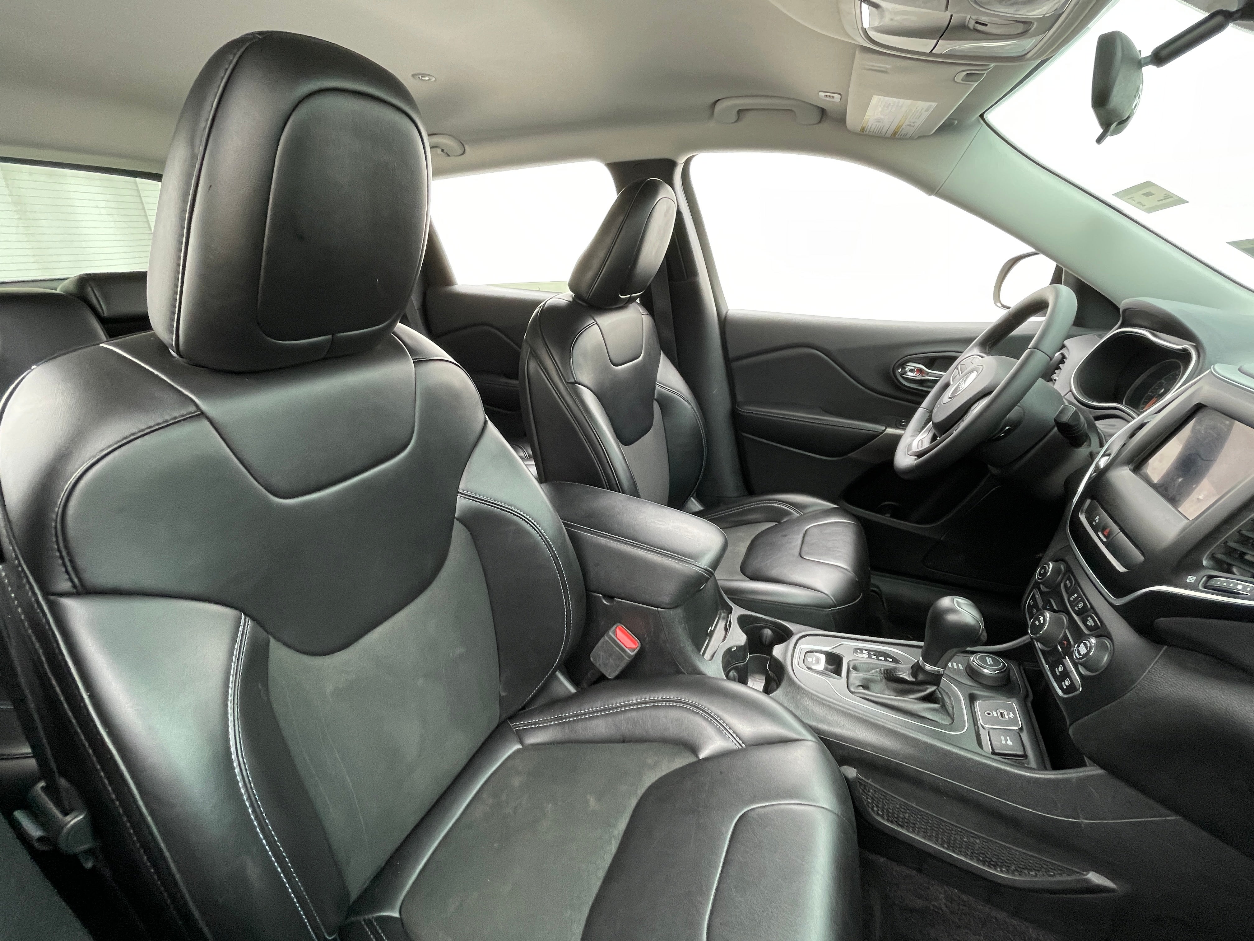 2019 Jeep Cherokee Latitude 2