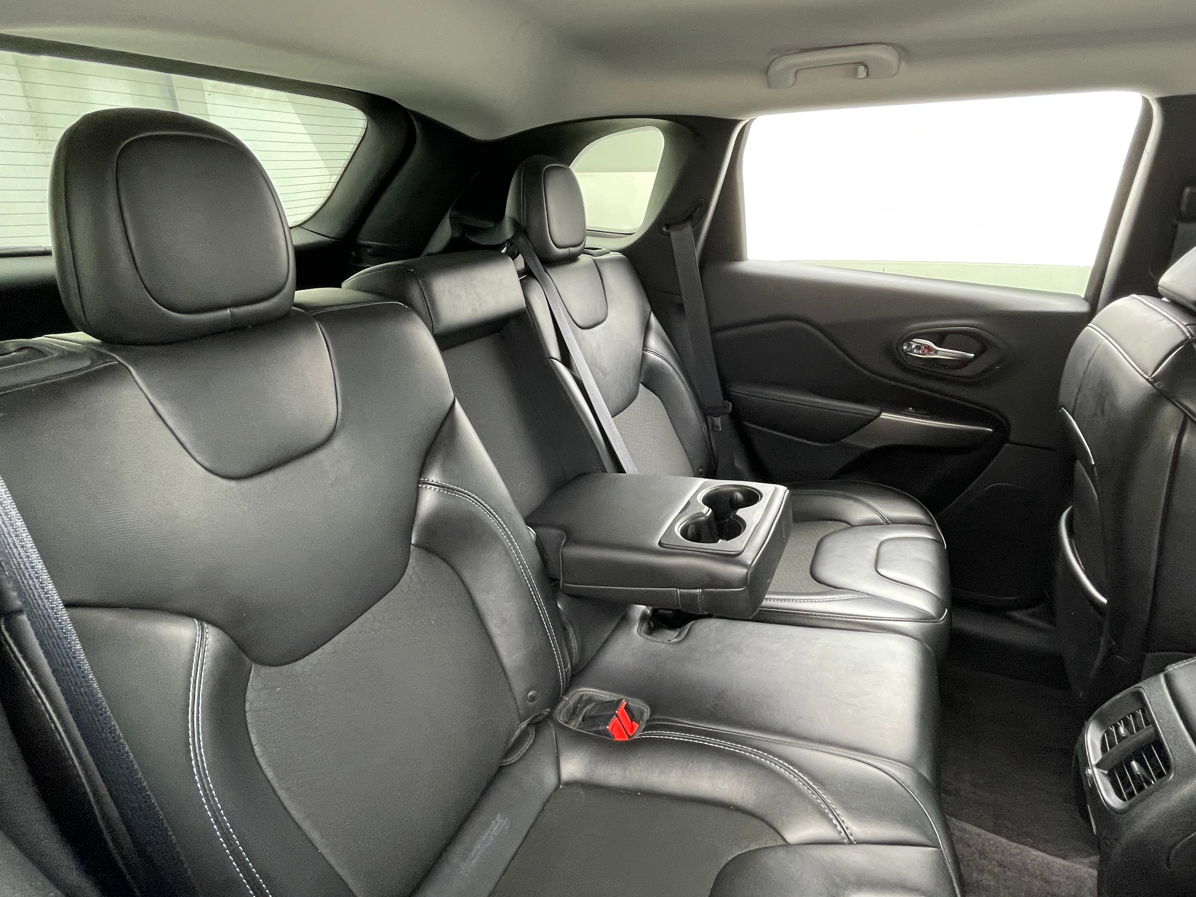 2019 Jeep Cherokee Latitude 6