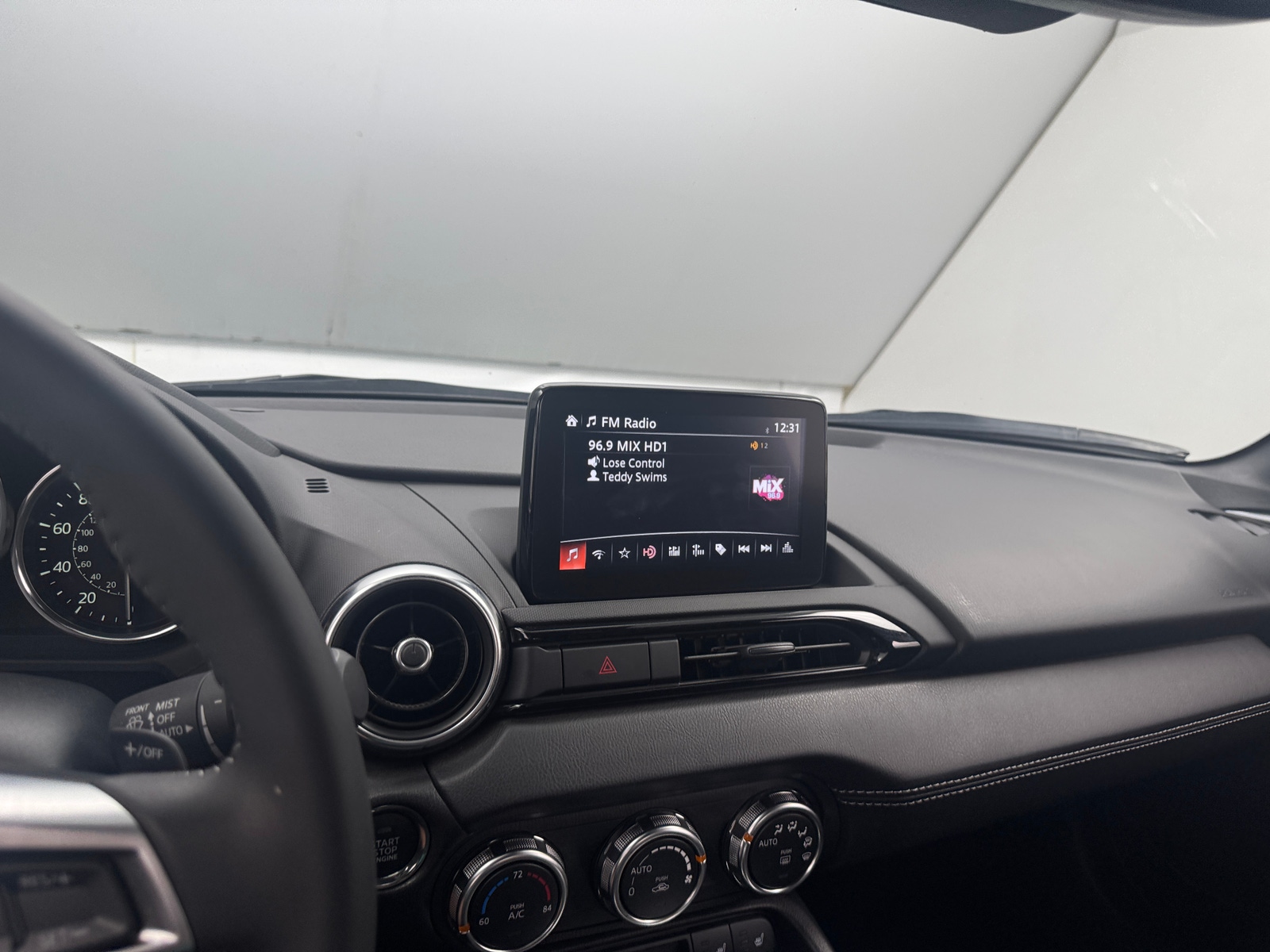 Thumbnail: 2021 Mazda MX-5 Miata - 3