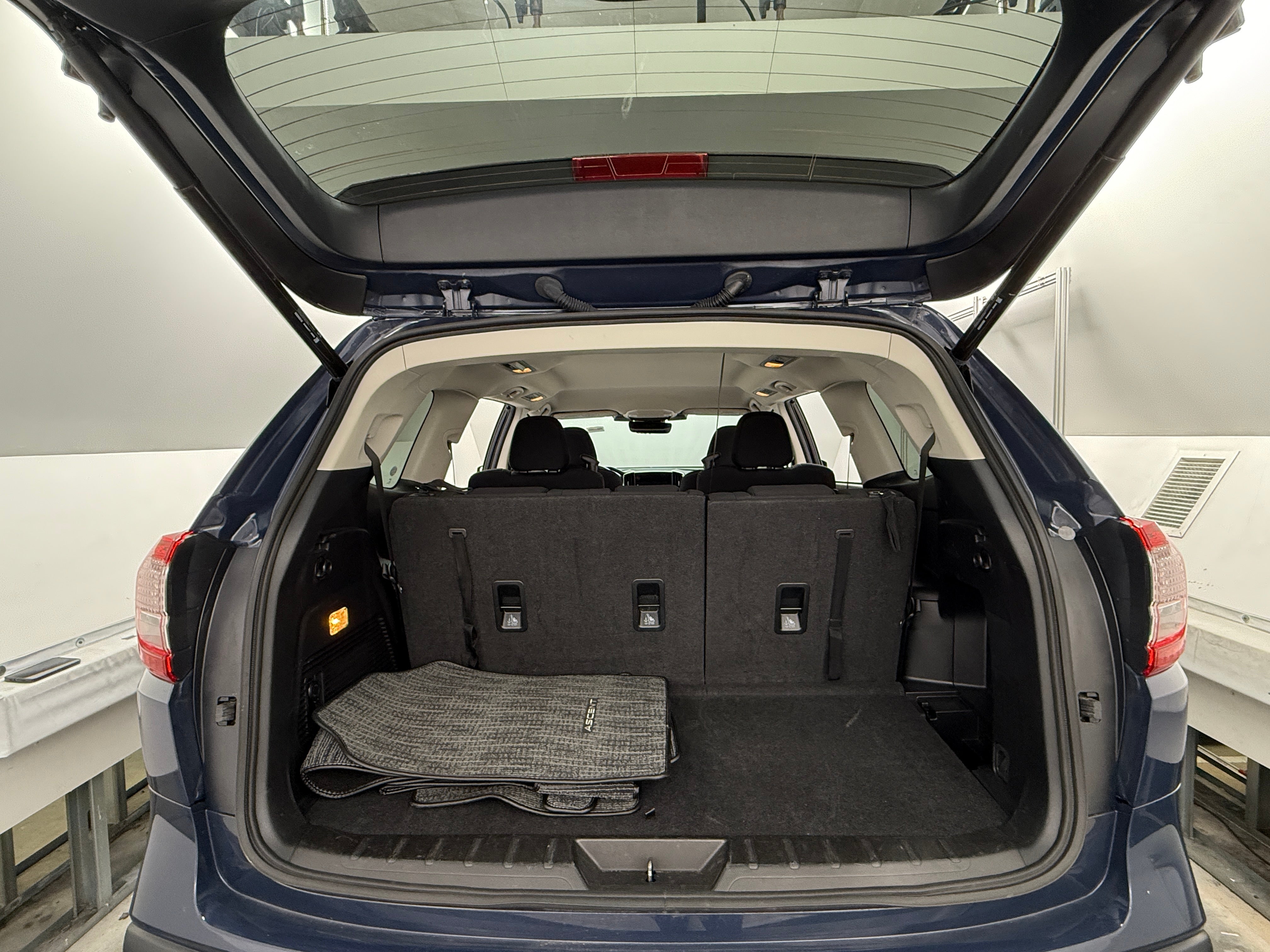 2024 Subaru Ascent Premium 7