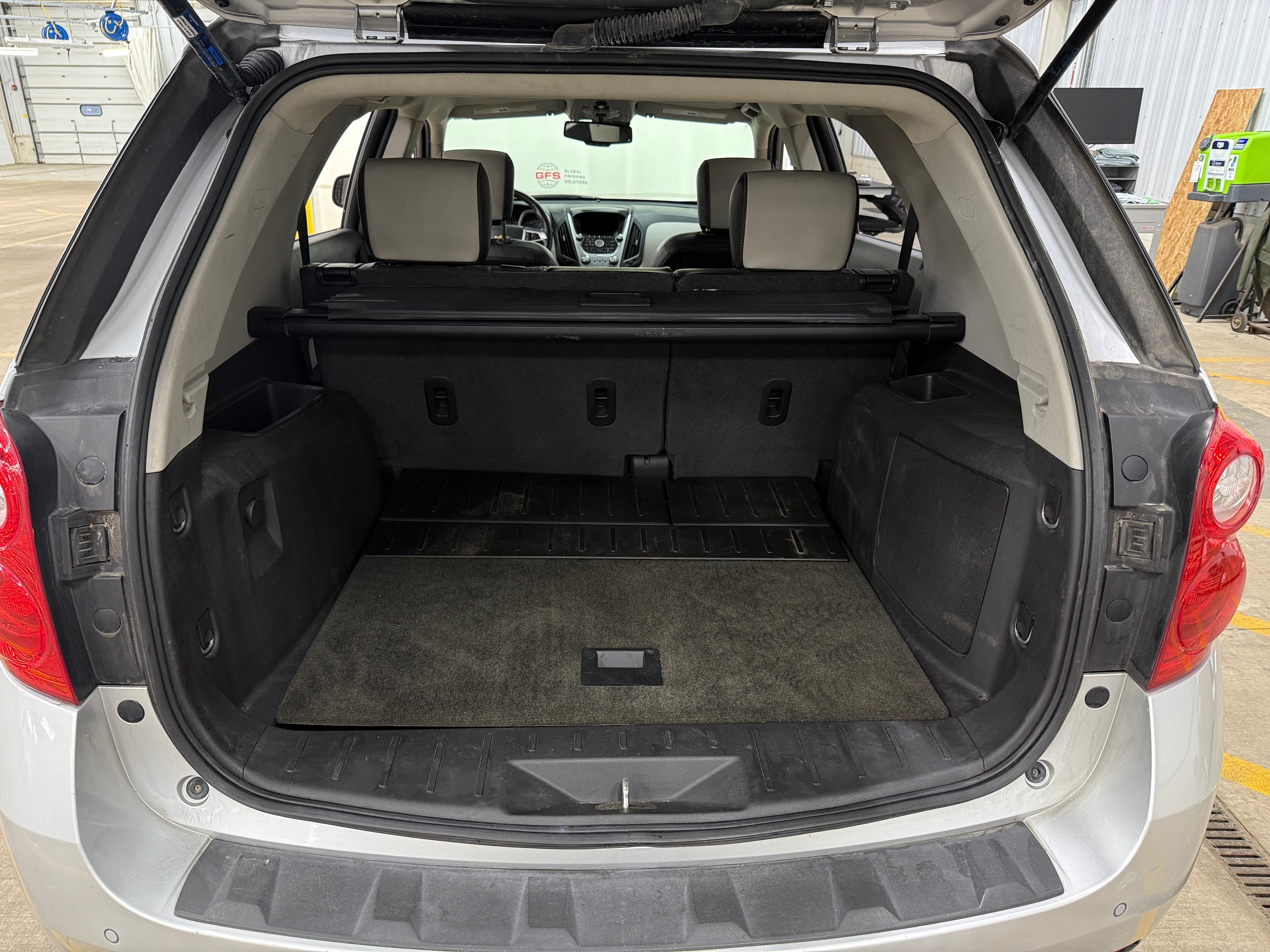 2011 Chevrolet Equinox LTZ 6