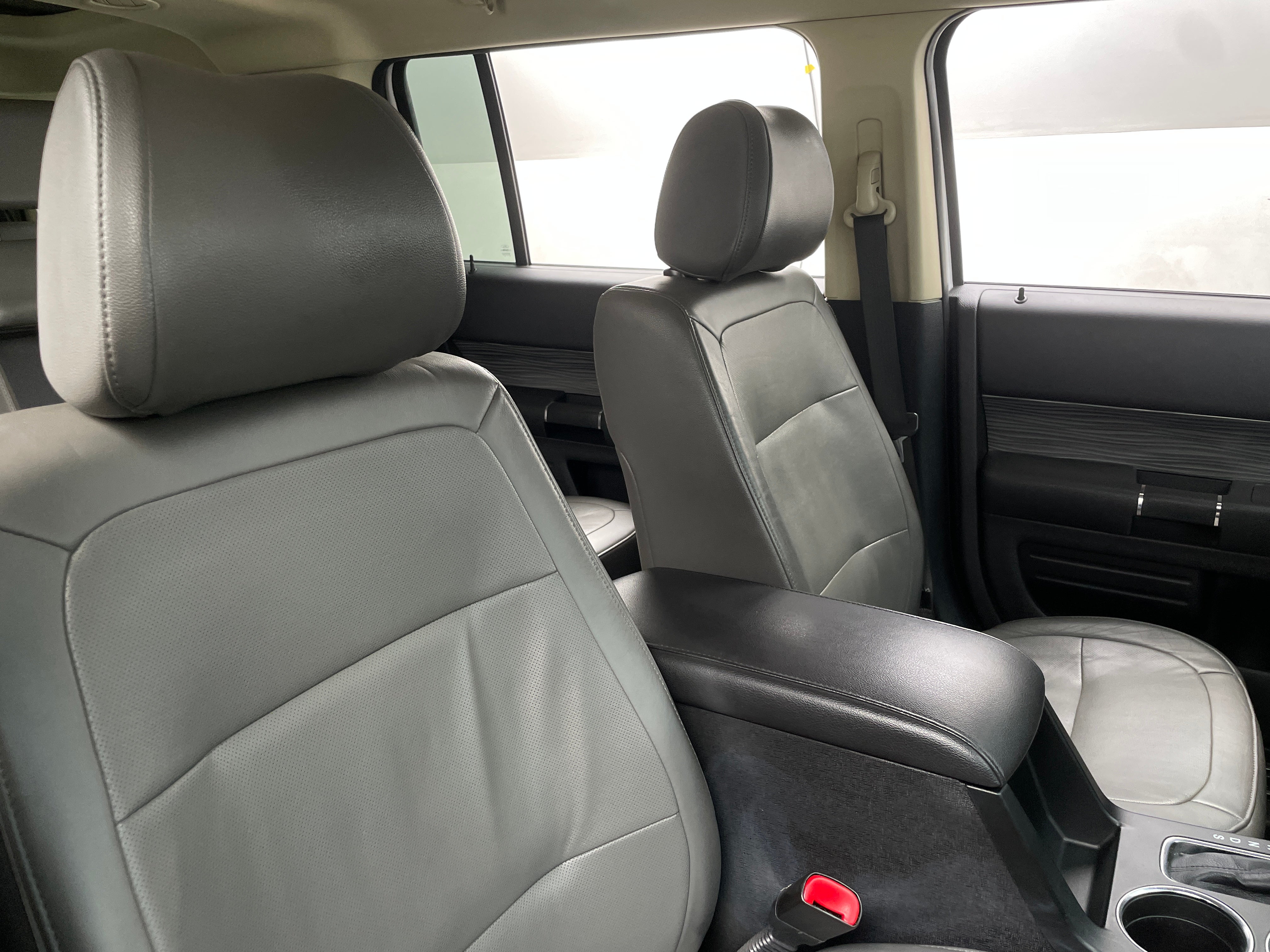 Thumbnail: 2019 Ford Flex - 2