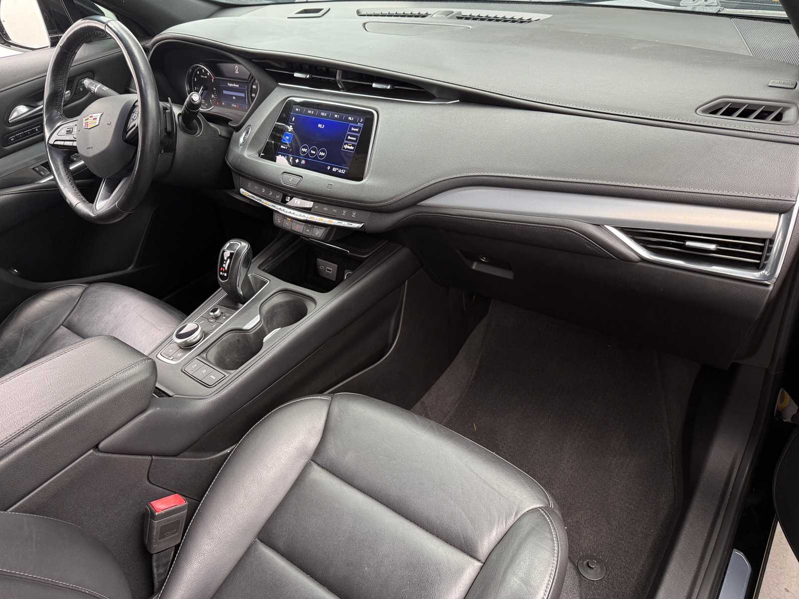 Thumbnail: 2019 Cadillac XT4 - 2