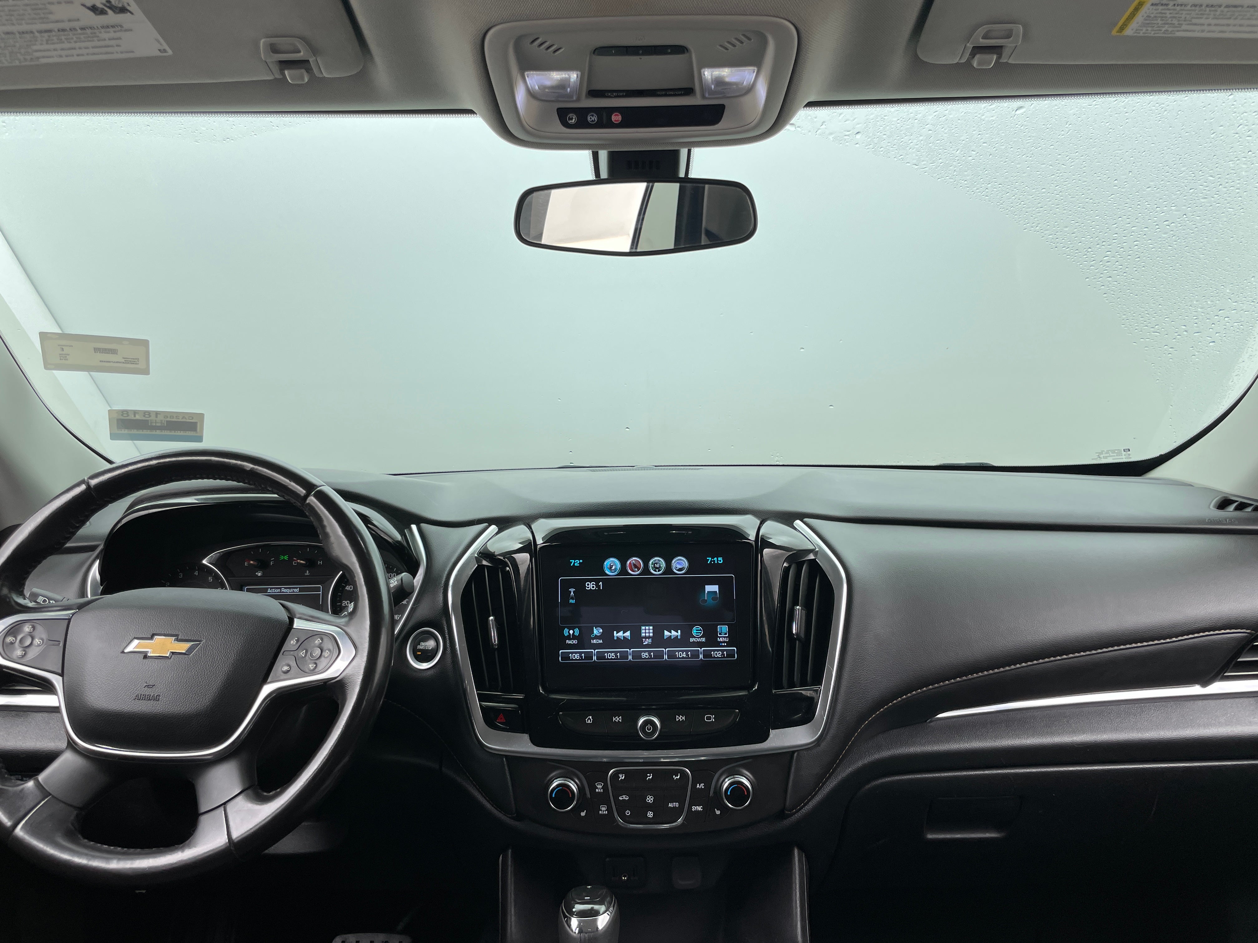 Thumbnail: 2018 Chevrolet Traverse - 3