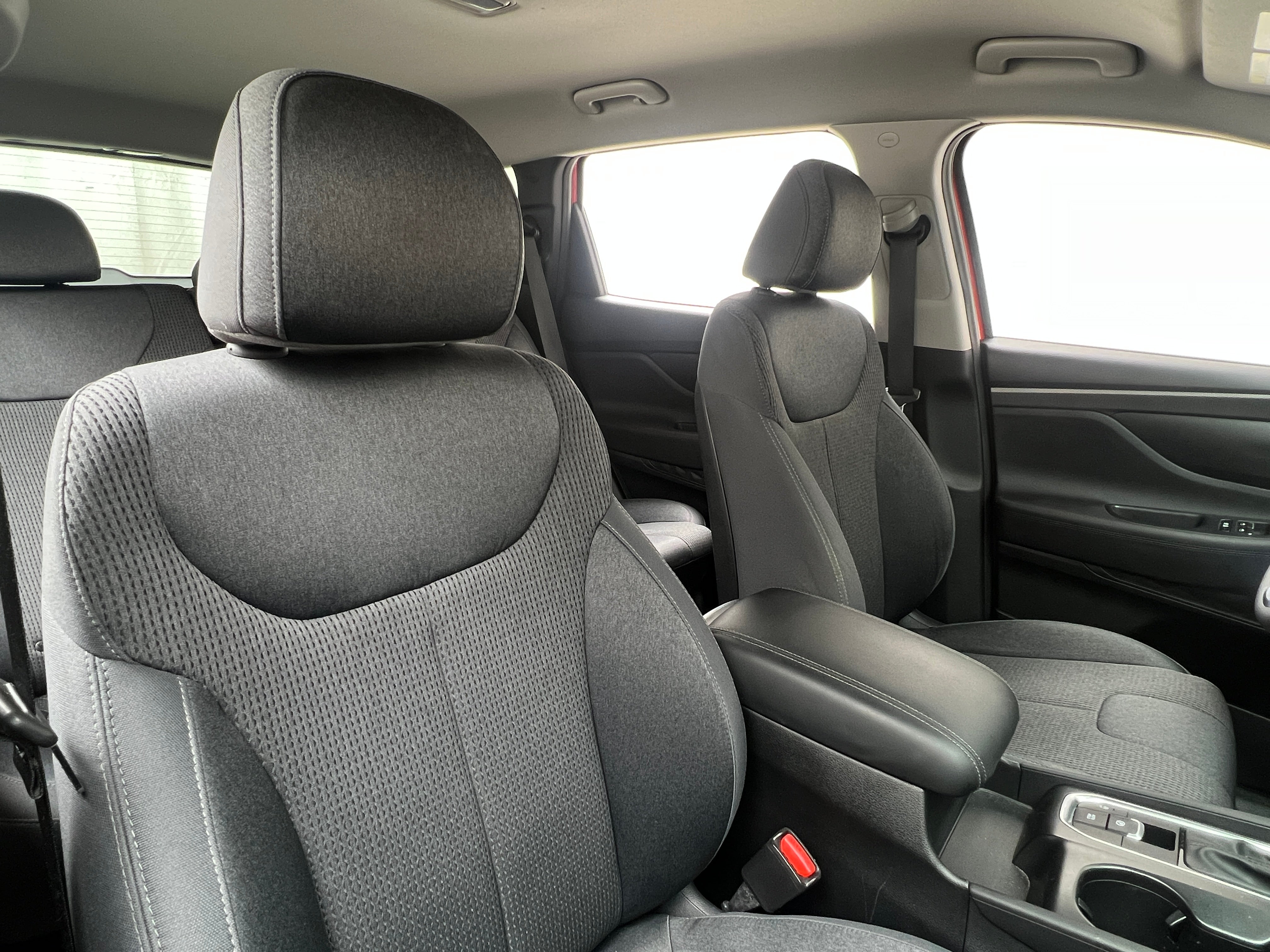 2019 Hyundai Santa Fe SE 2
