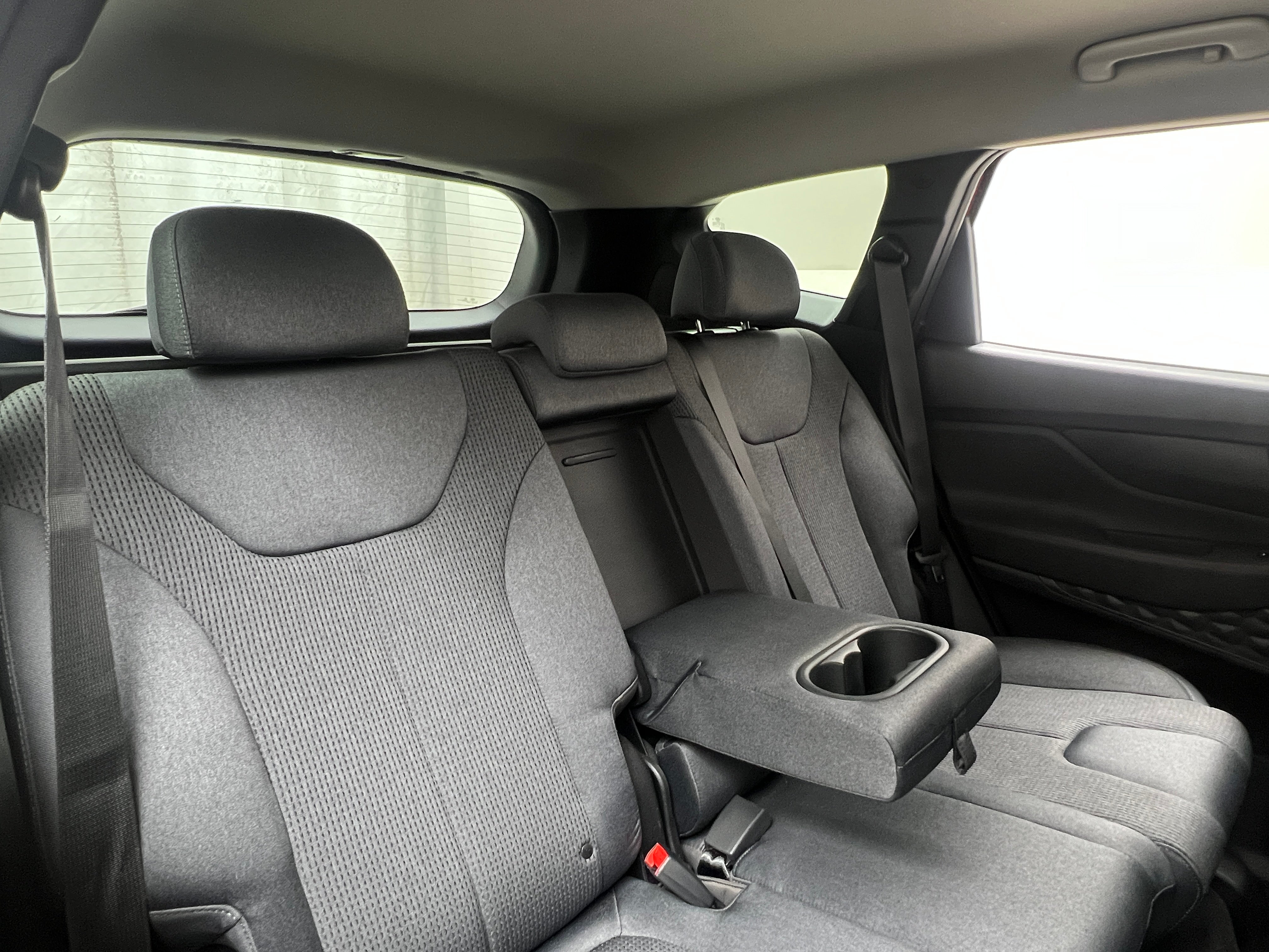 2019 Hyundai Santa Fe SE 6