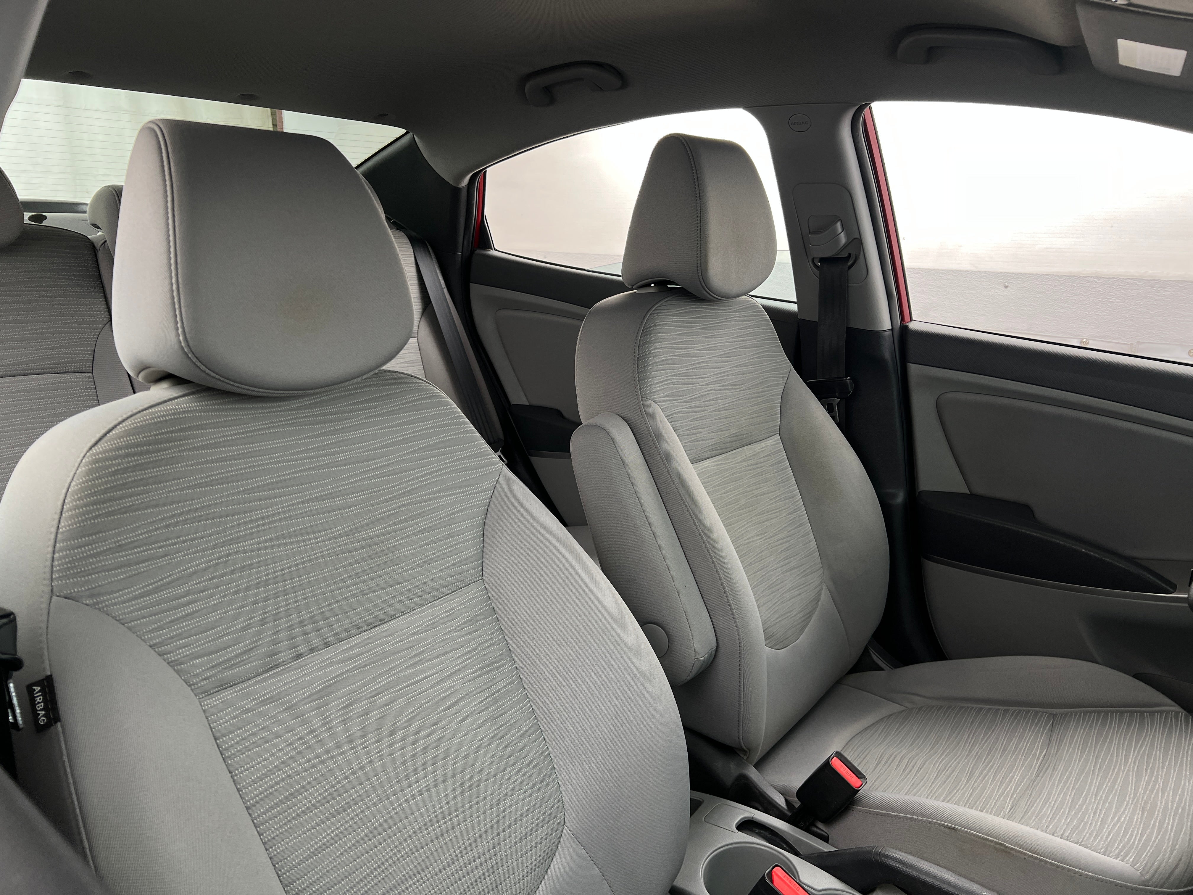 2017 Hyundai Accent SE 2